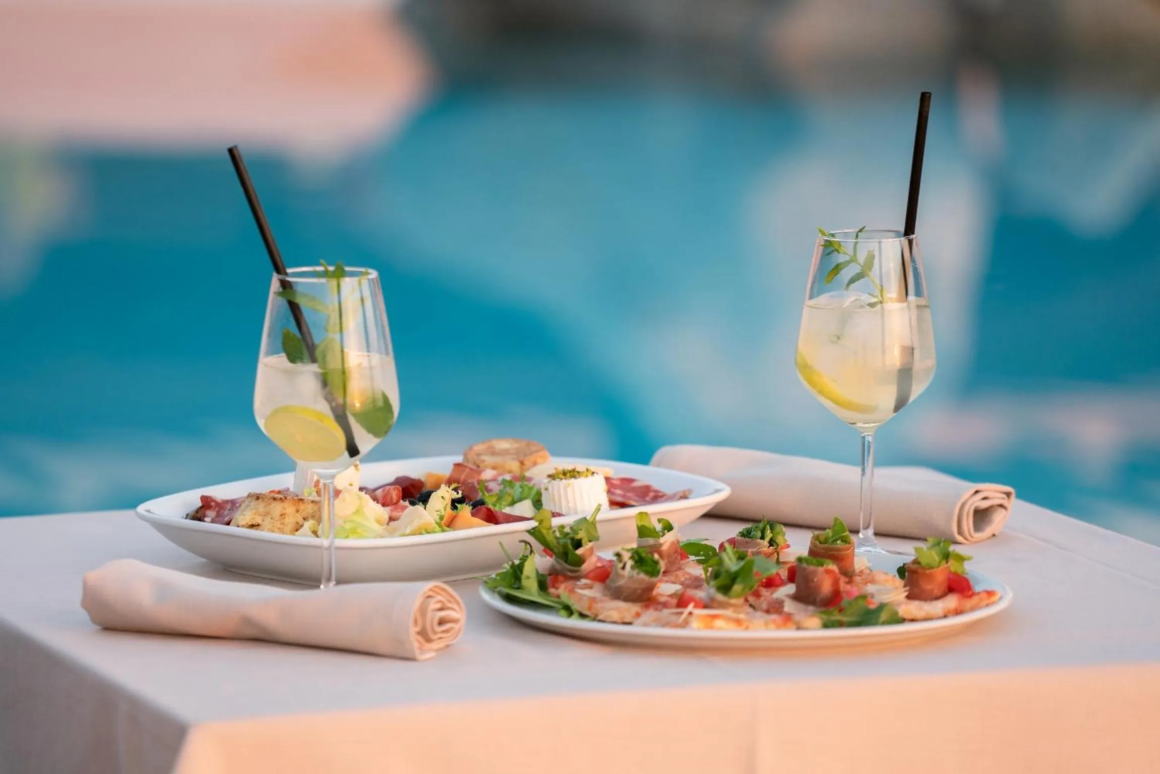 Restaurant/places to eat in Hotel Villaggio Cala Di Volpe