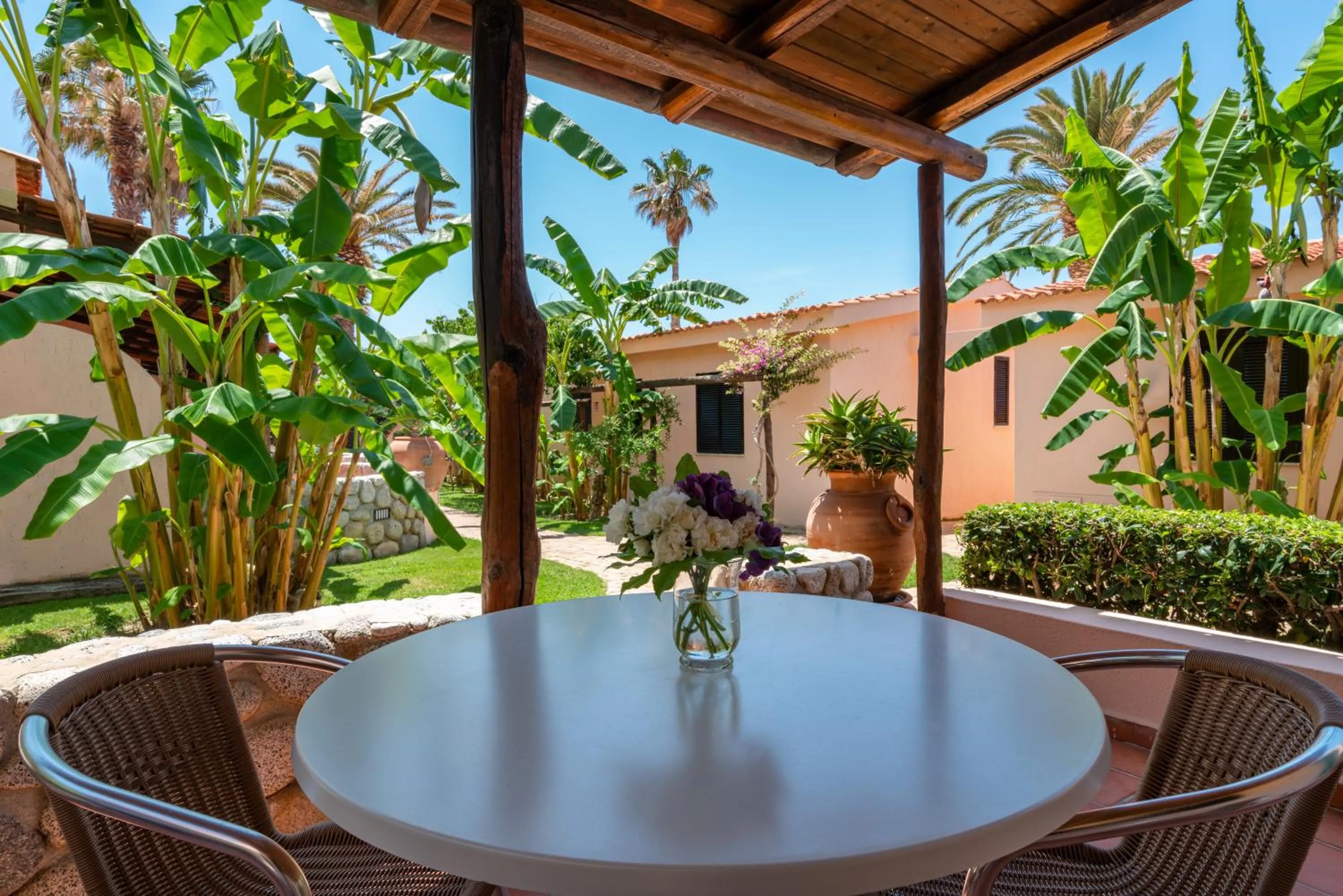 Patio in Hotel Villaggio Cala Di Volpe