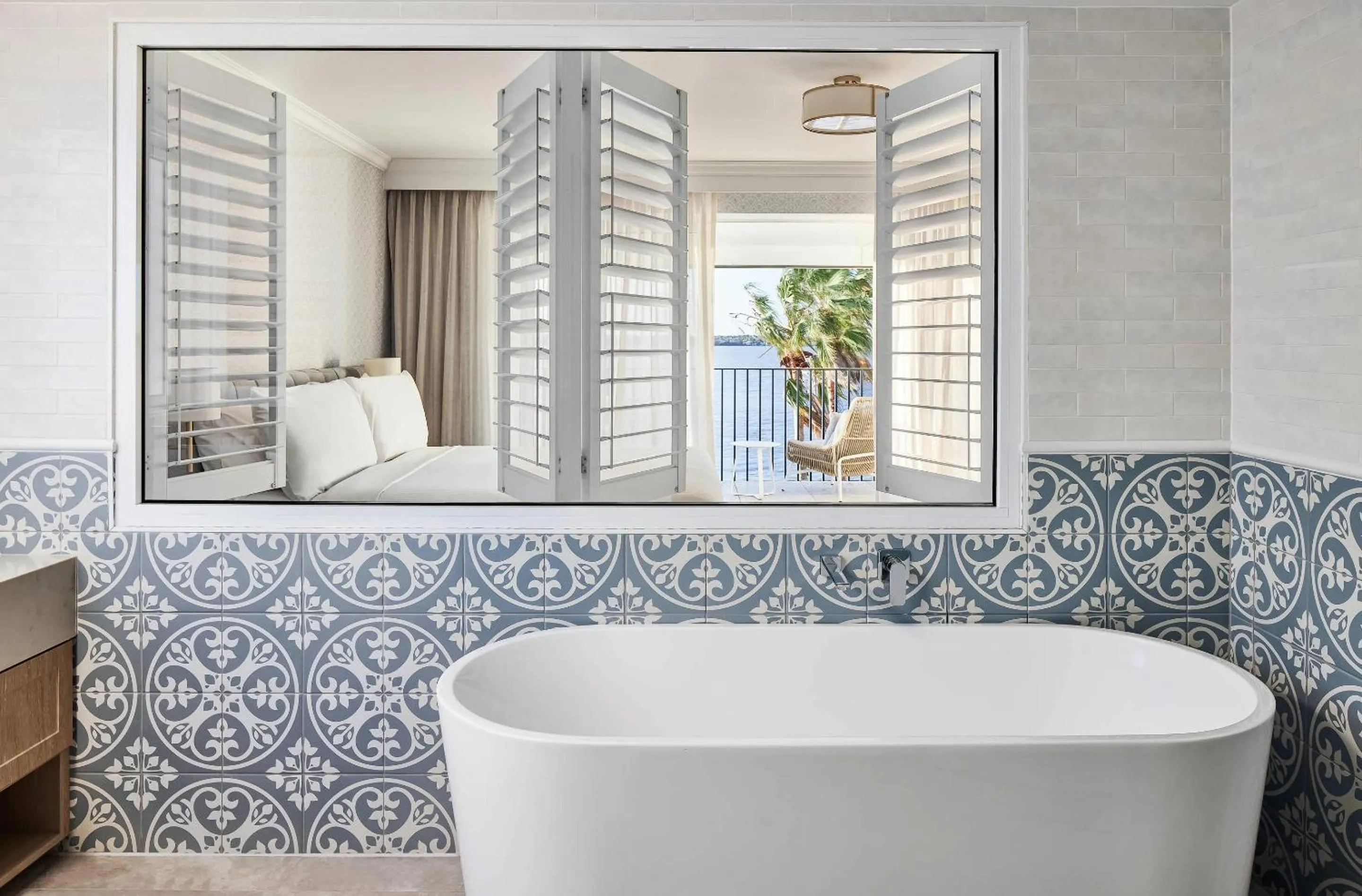 Bedroom, Bed in The Beachcomber Hotel & Resort, an Ascend Collection Resort