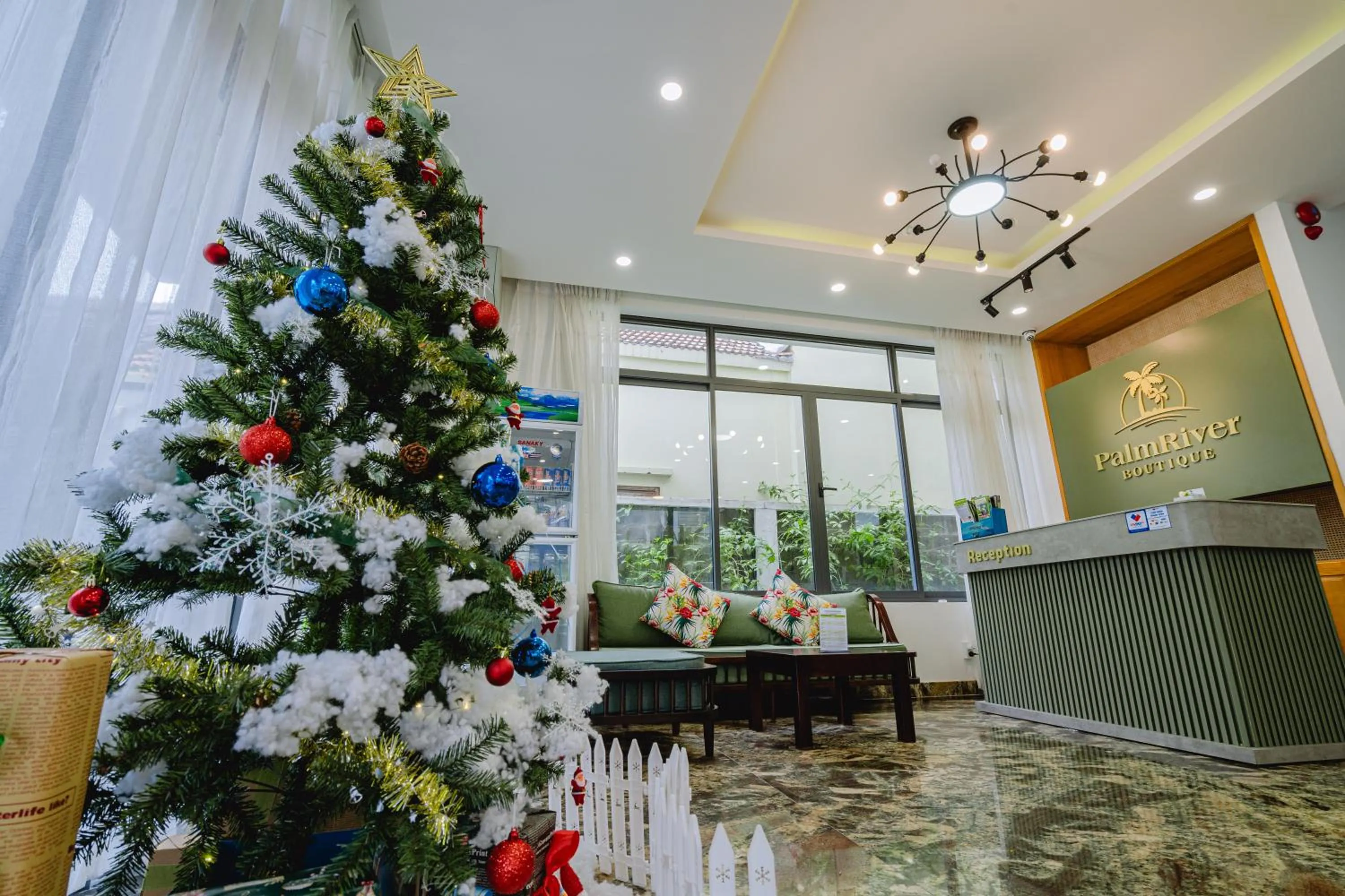 Living room in Palm Riverside Boutique