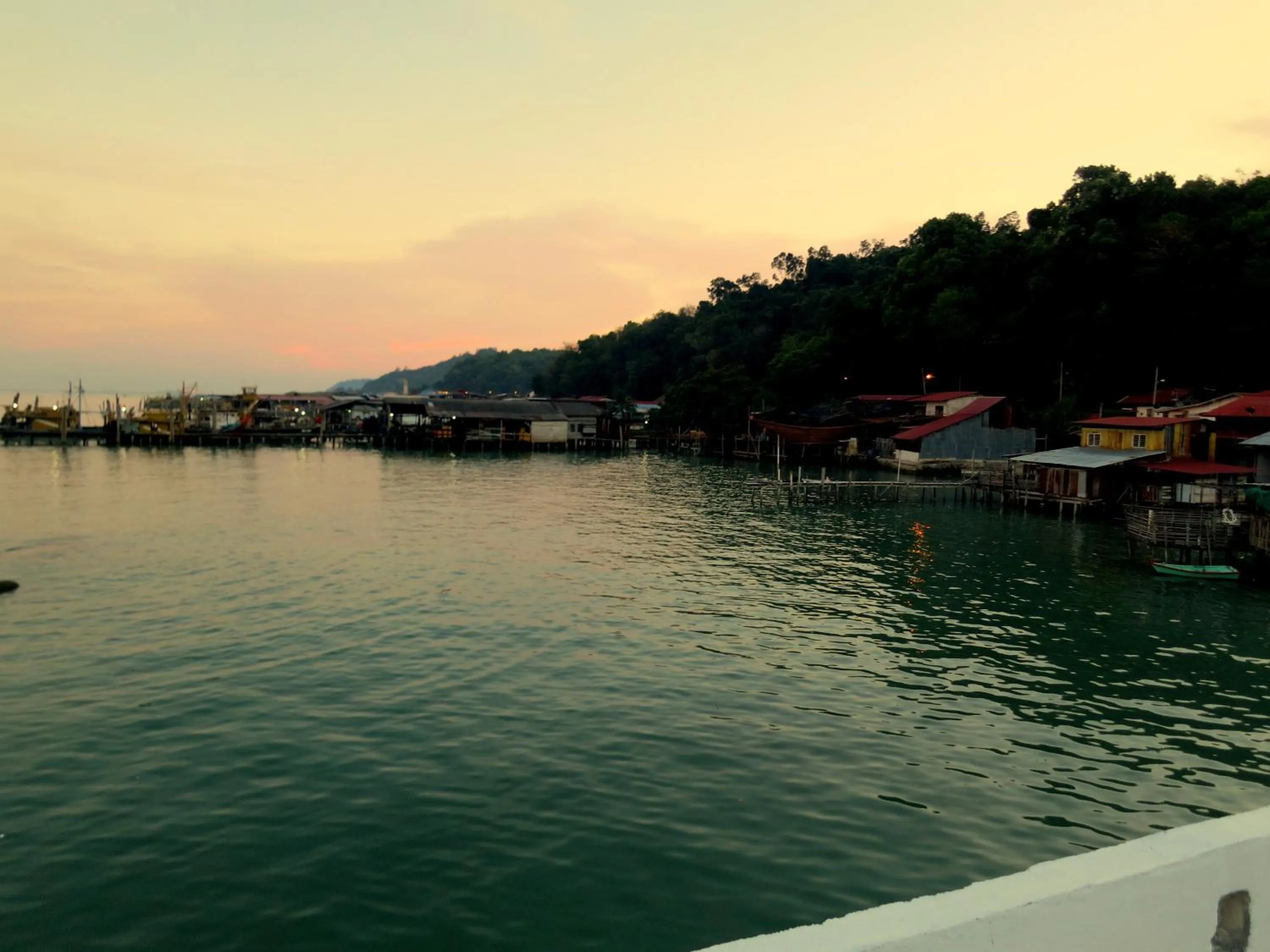 Neighbourhood in Pangkor Fish House