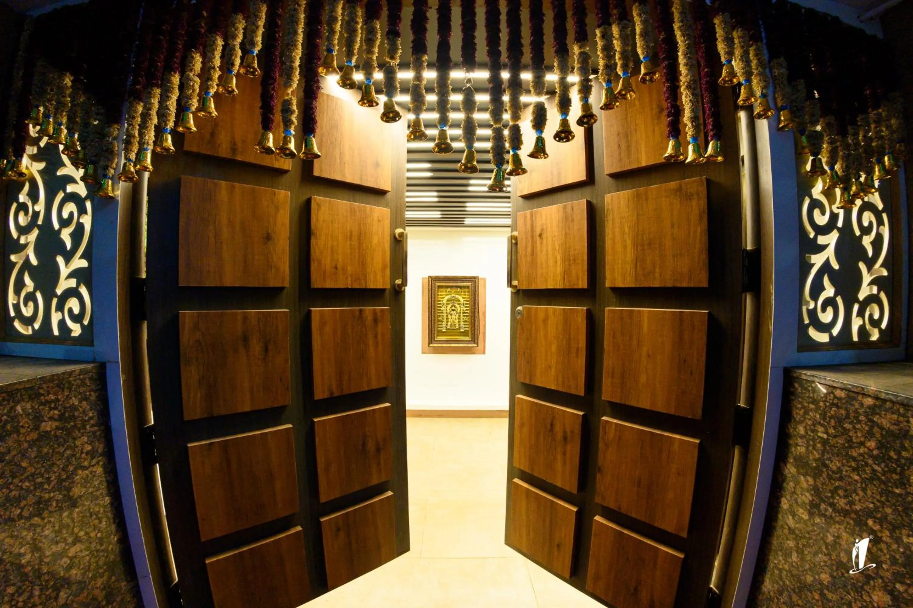 Restaurant/places to eat in Srigandha Residency