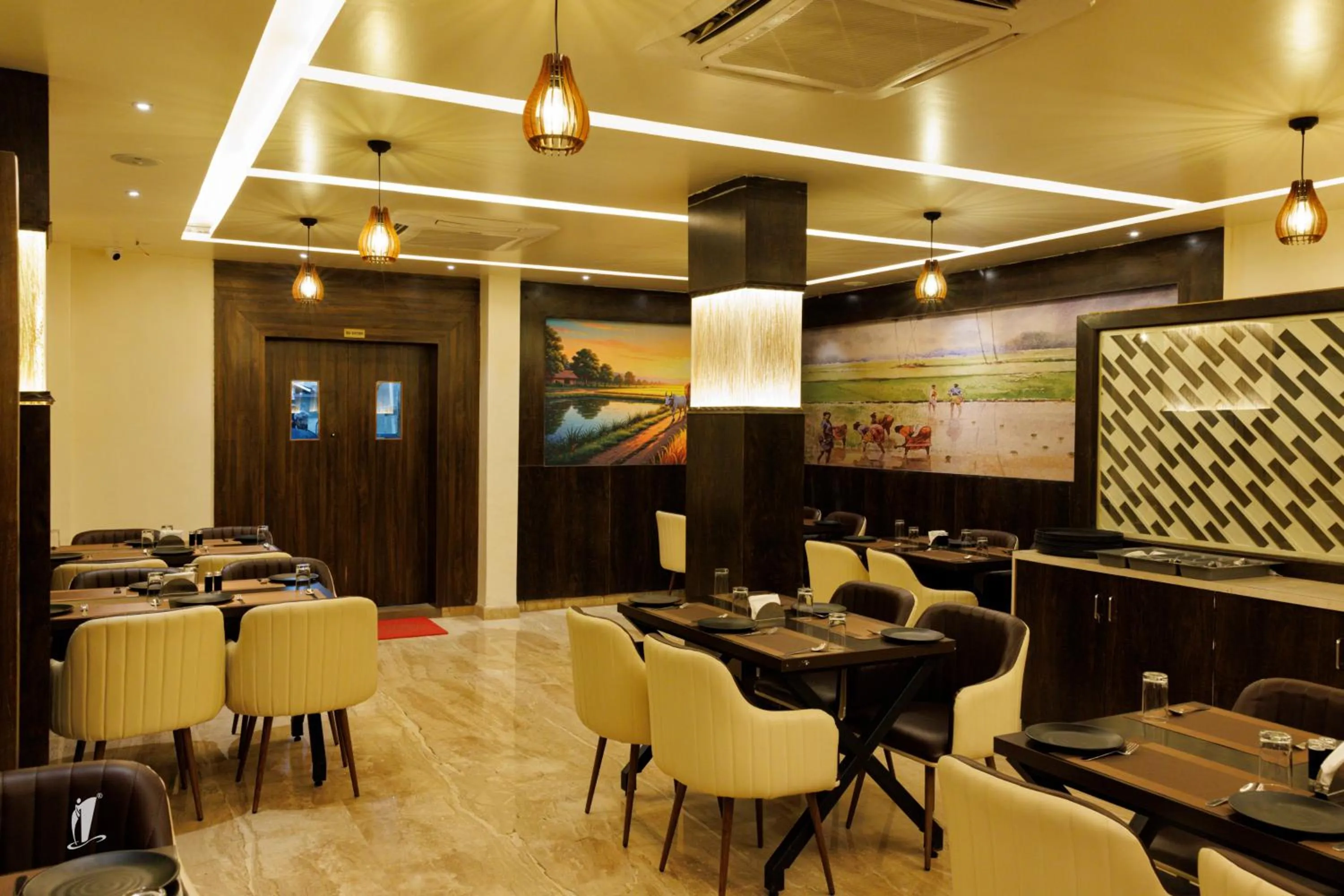 Restaurant/places to eat in Srigandha Residency