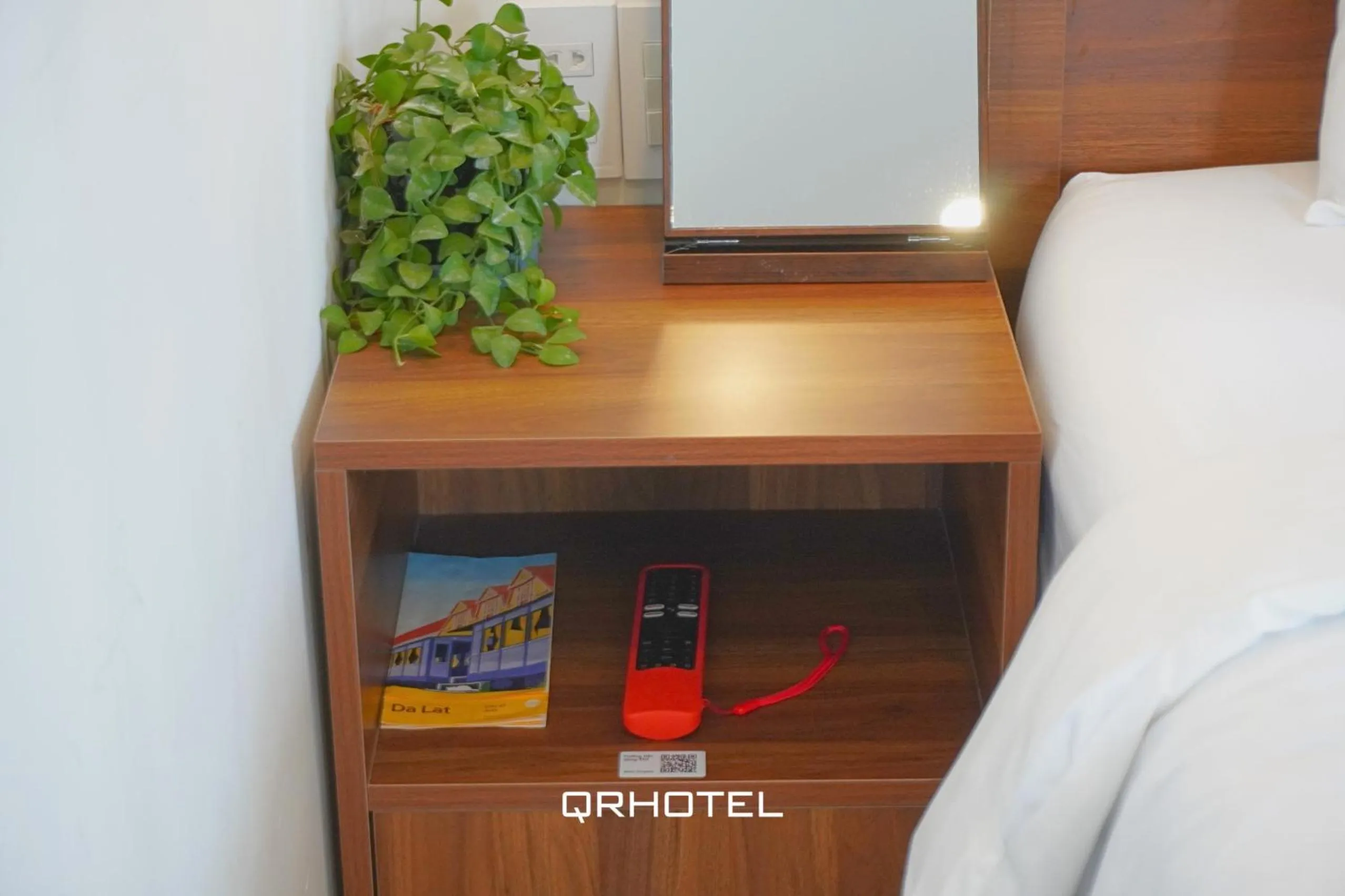 Bed in QR Hotel Dalat