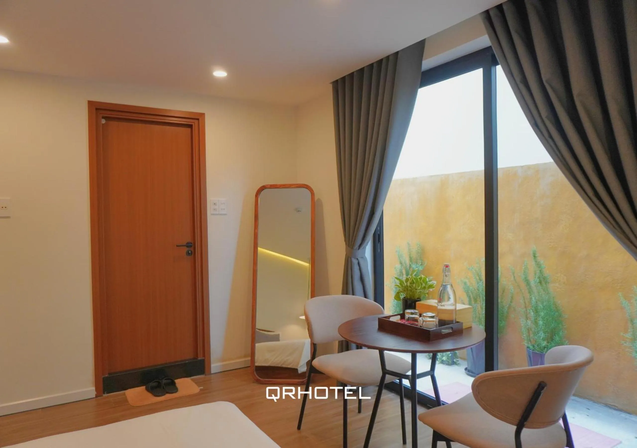 Bed in QR Hotel Dalat