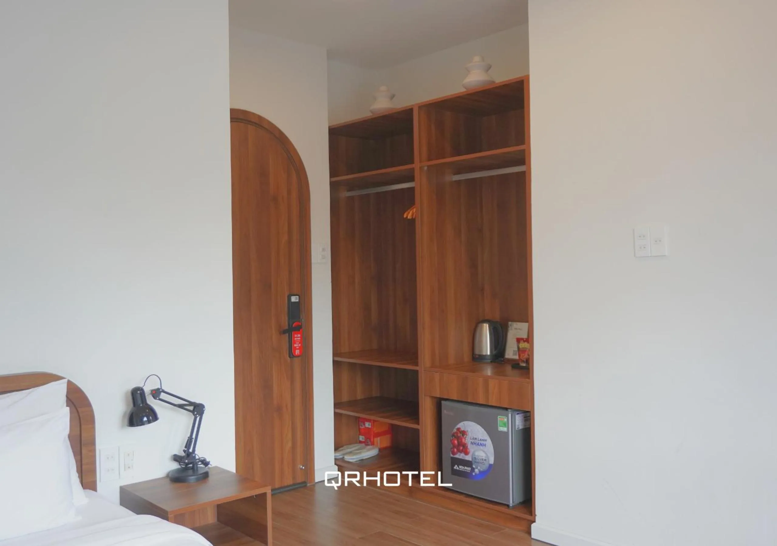 Bed in QR Hotel Dalat