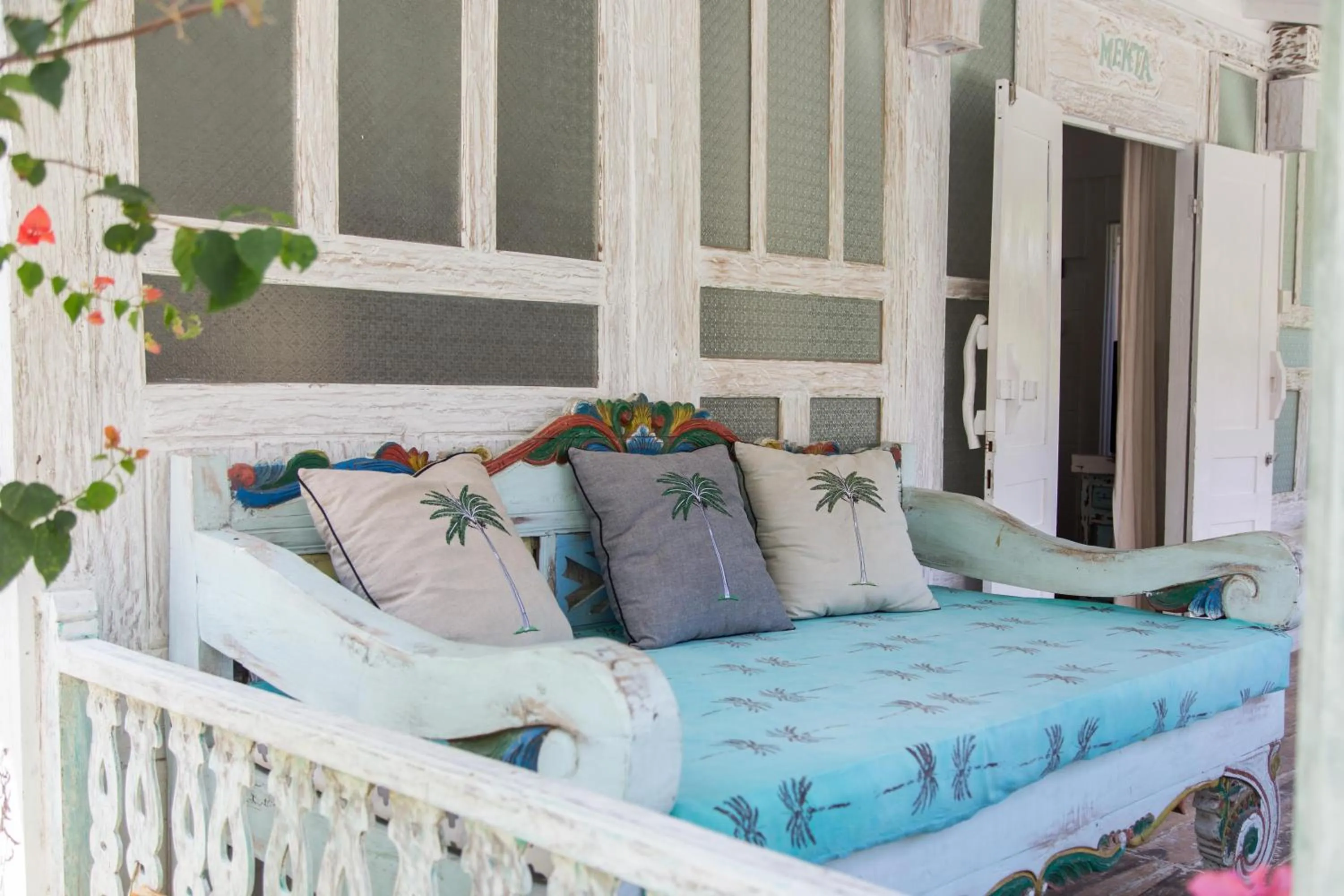 Patio, Bed in Palmeto Village