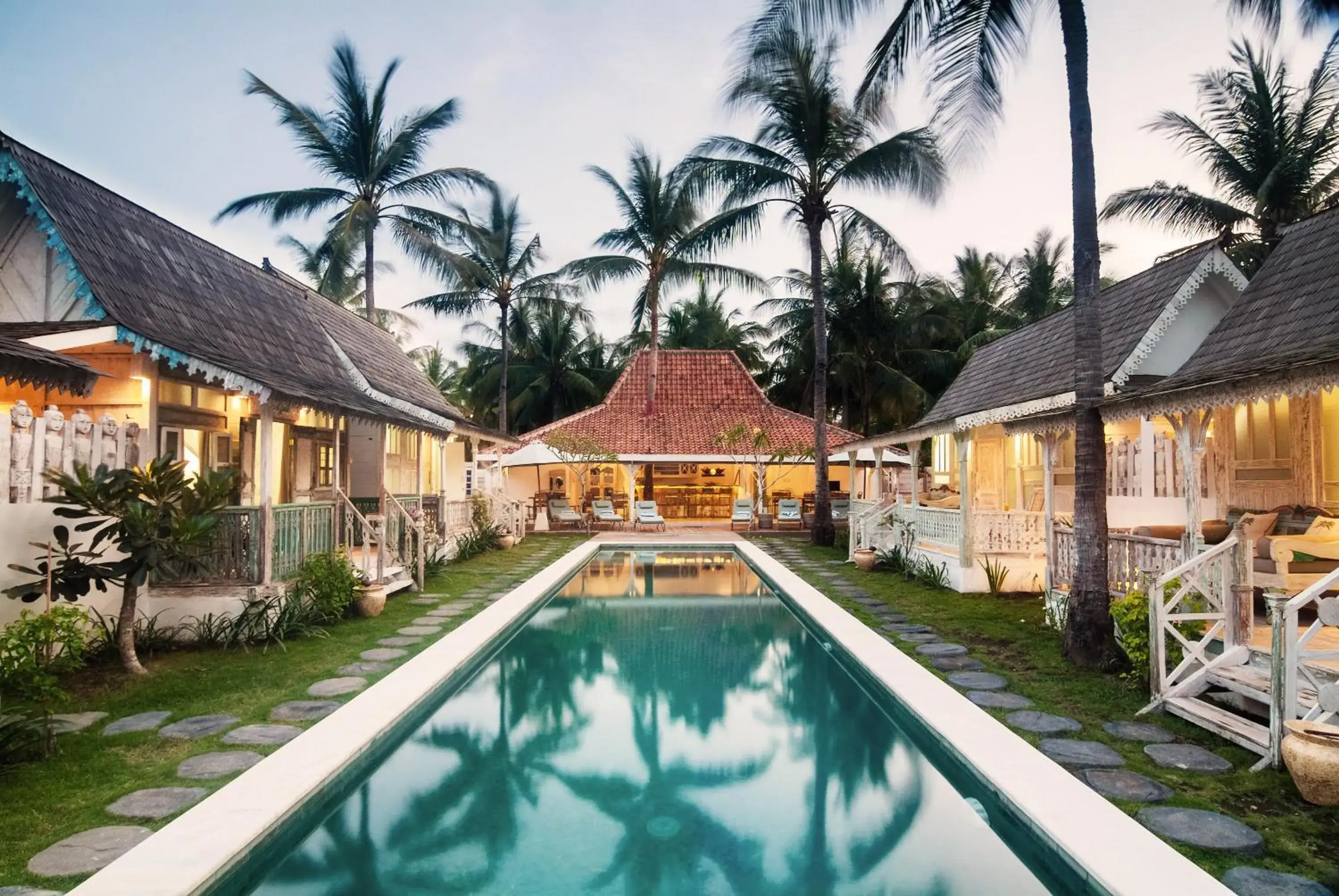 Property building in Palmeto Village Property building in Palmeto Village