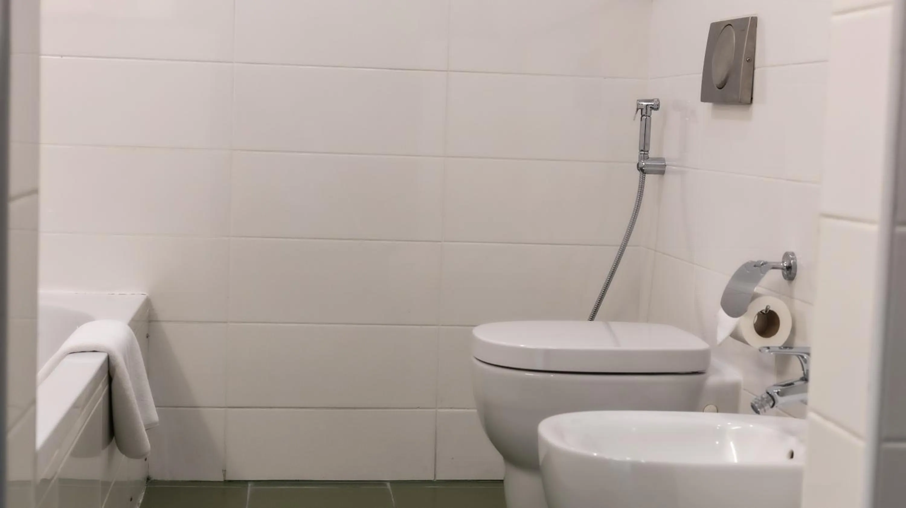 Bathroom in S Hotel Bahrain