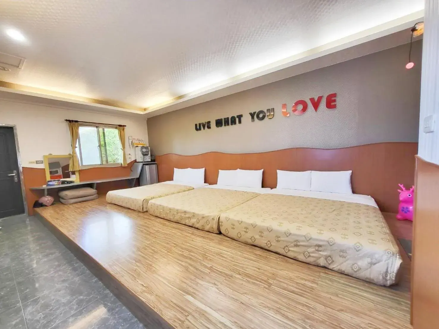 Hextuple Room (With Kids Playground) in Xing Ji Bungalow Hextuple Room (With Kids Playground) in Xing Ji Bungalow