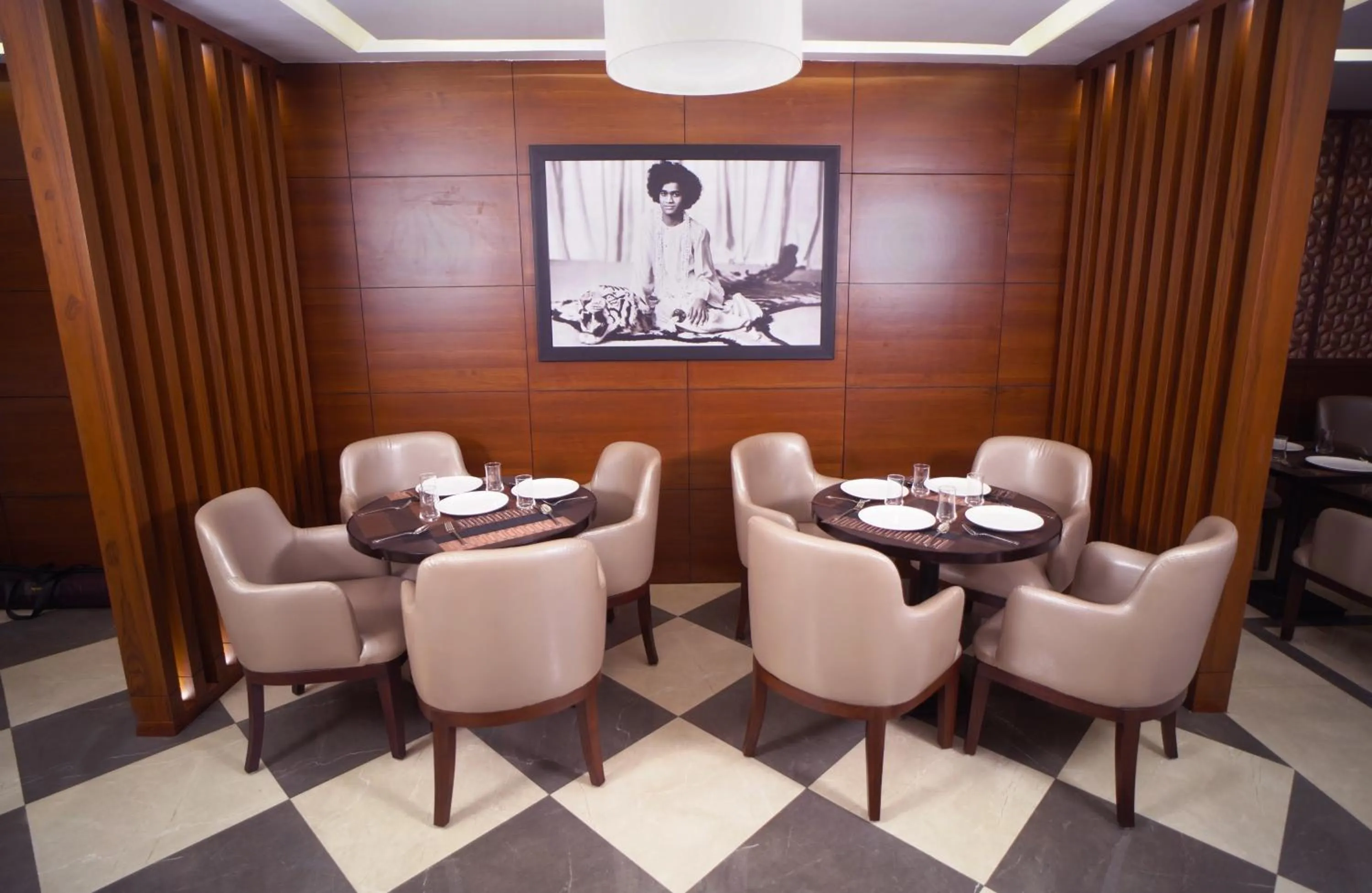 Restaurant/places to eat in Sai Maa Hotel & Residency