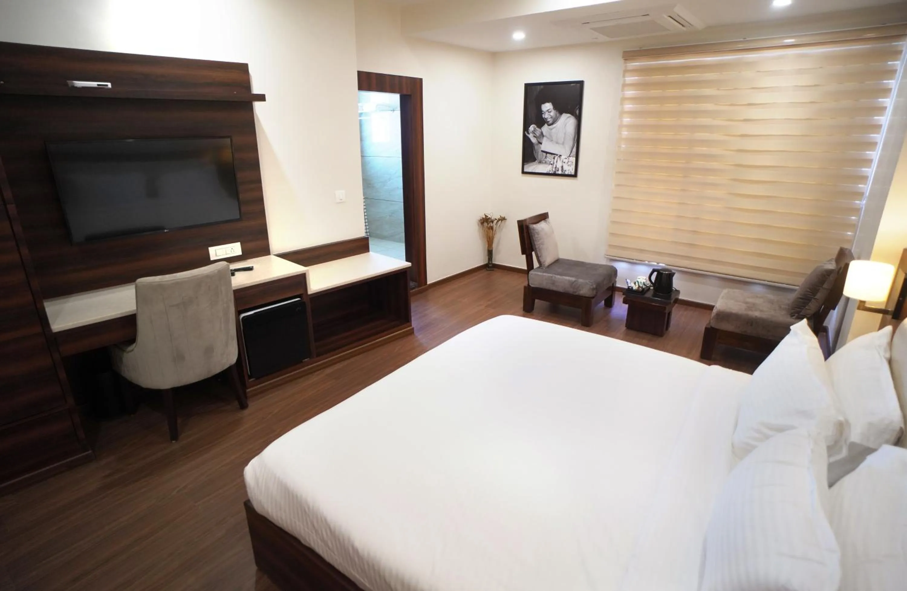 Bed in Sai Maa Hotel & Residency