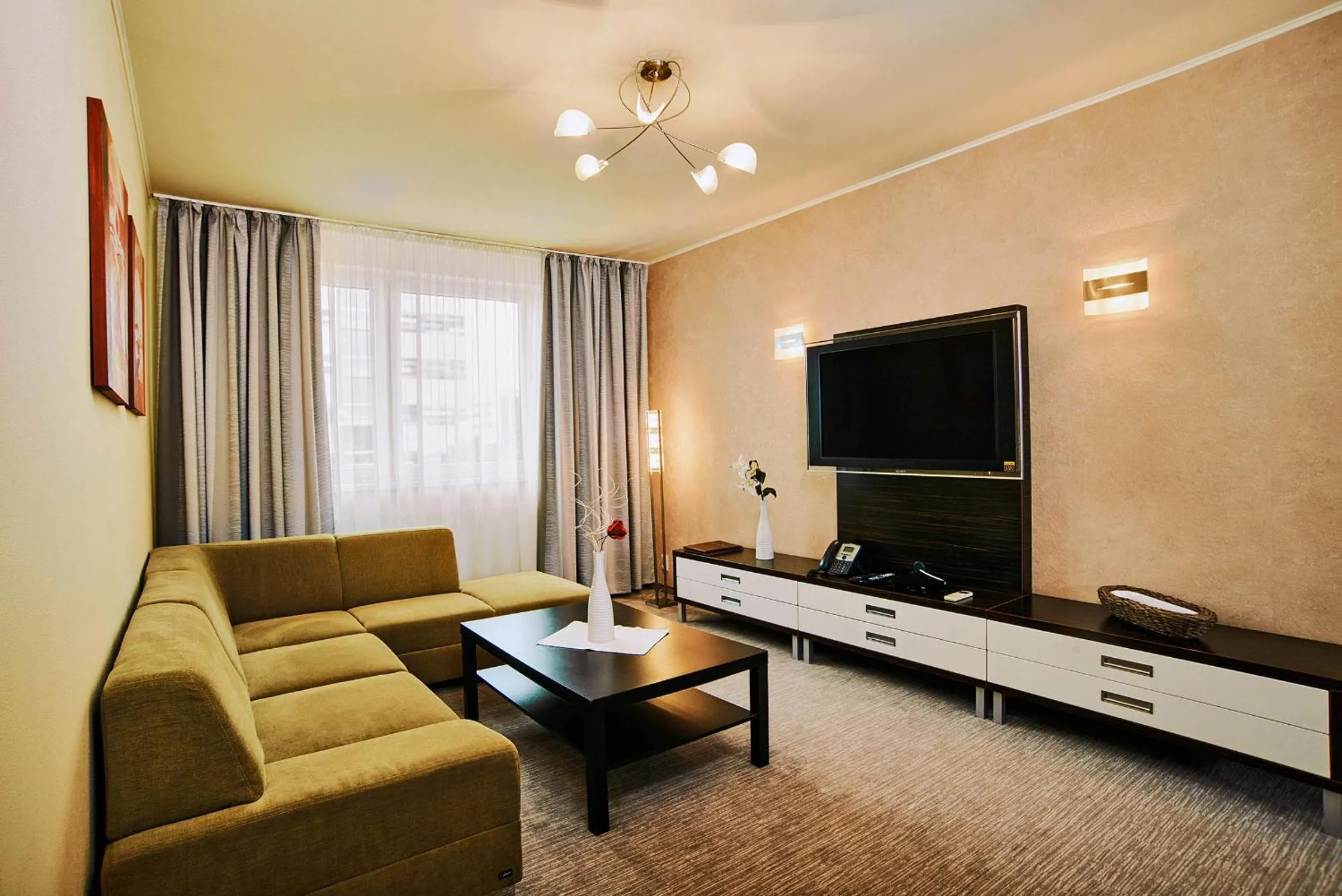 Photo of the whole room in Privilege Apartments