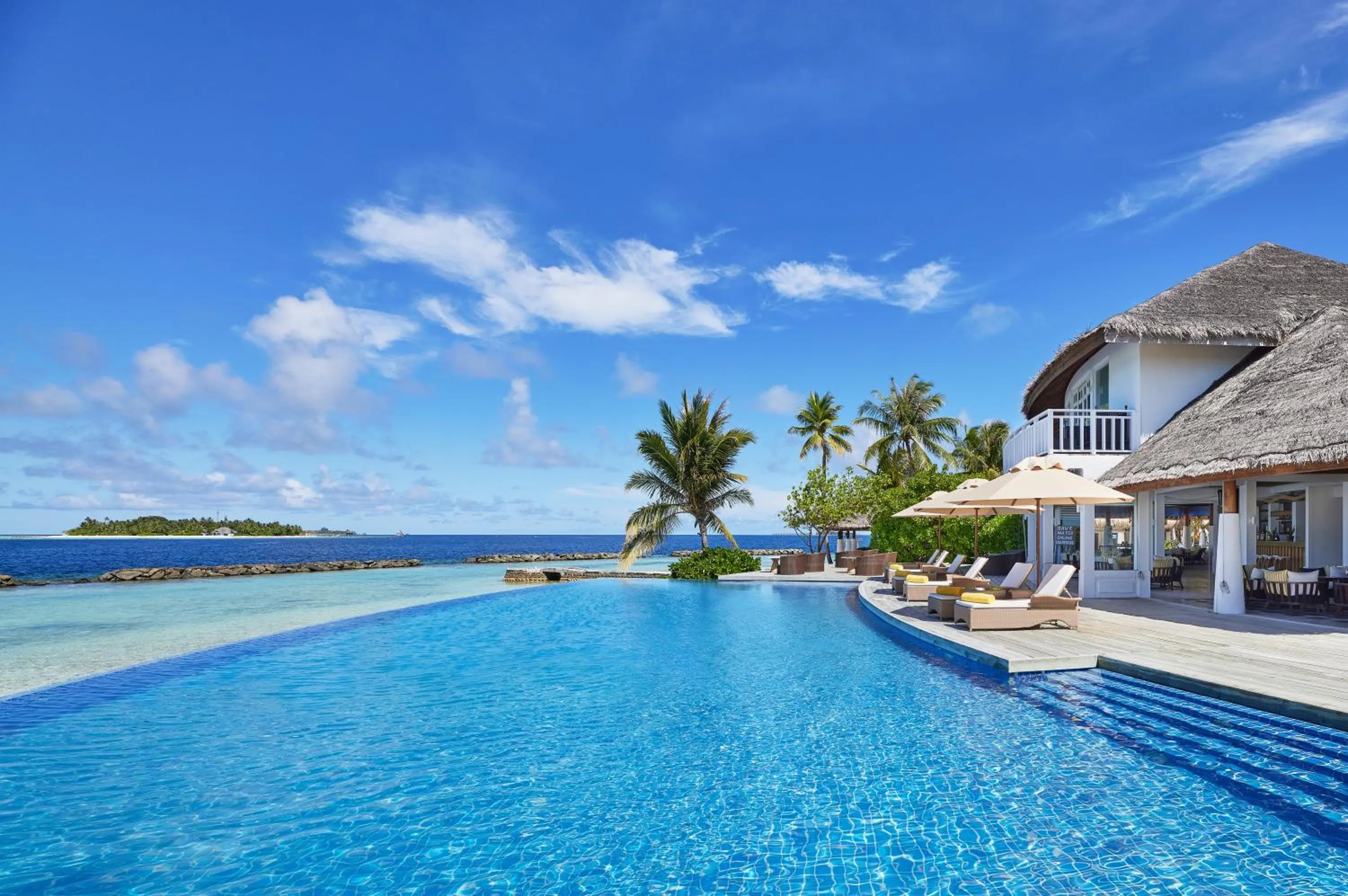 Swimming pool in NH Maldives Kuda Rah Resort