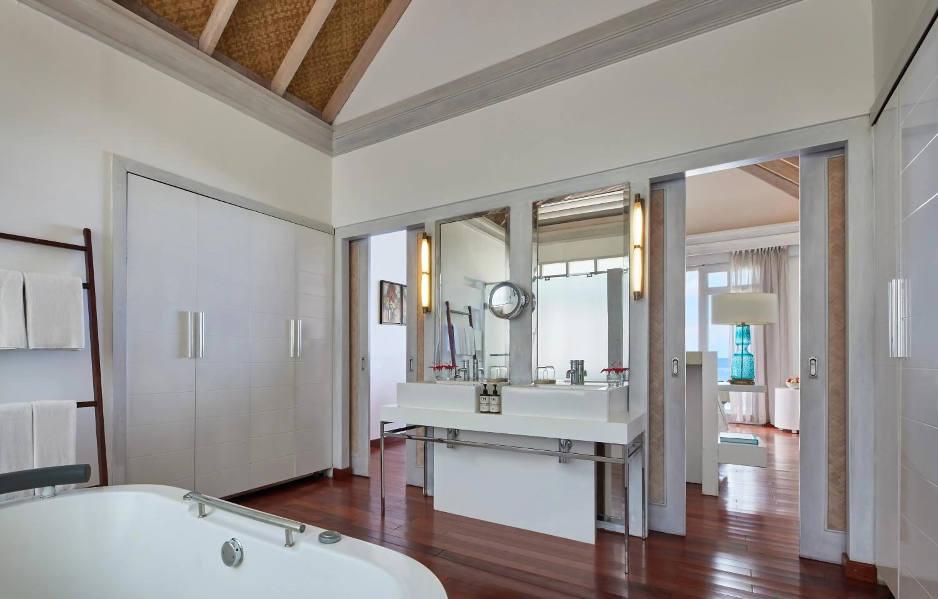 Bathroom in NH Maldives Kuda Rah Resort