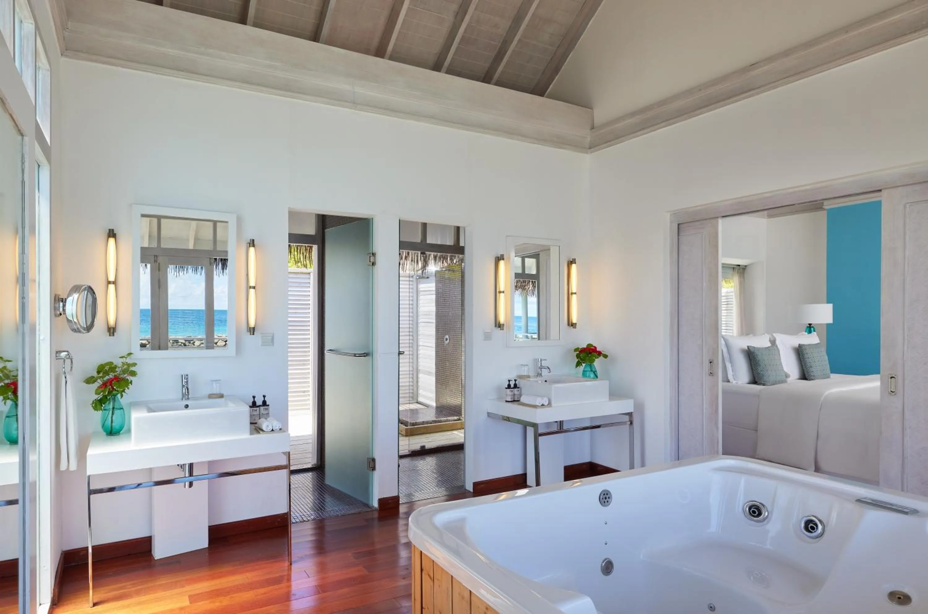 Bathroom, Bed in NH Maldives Kuda Rah Resort