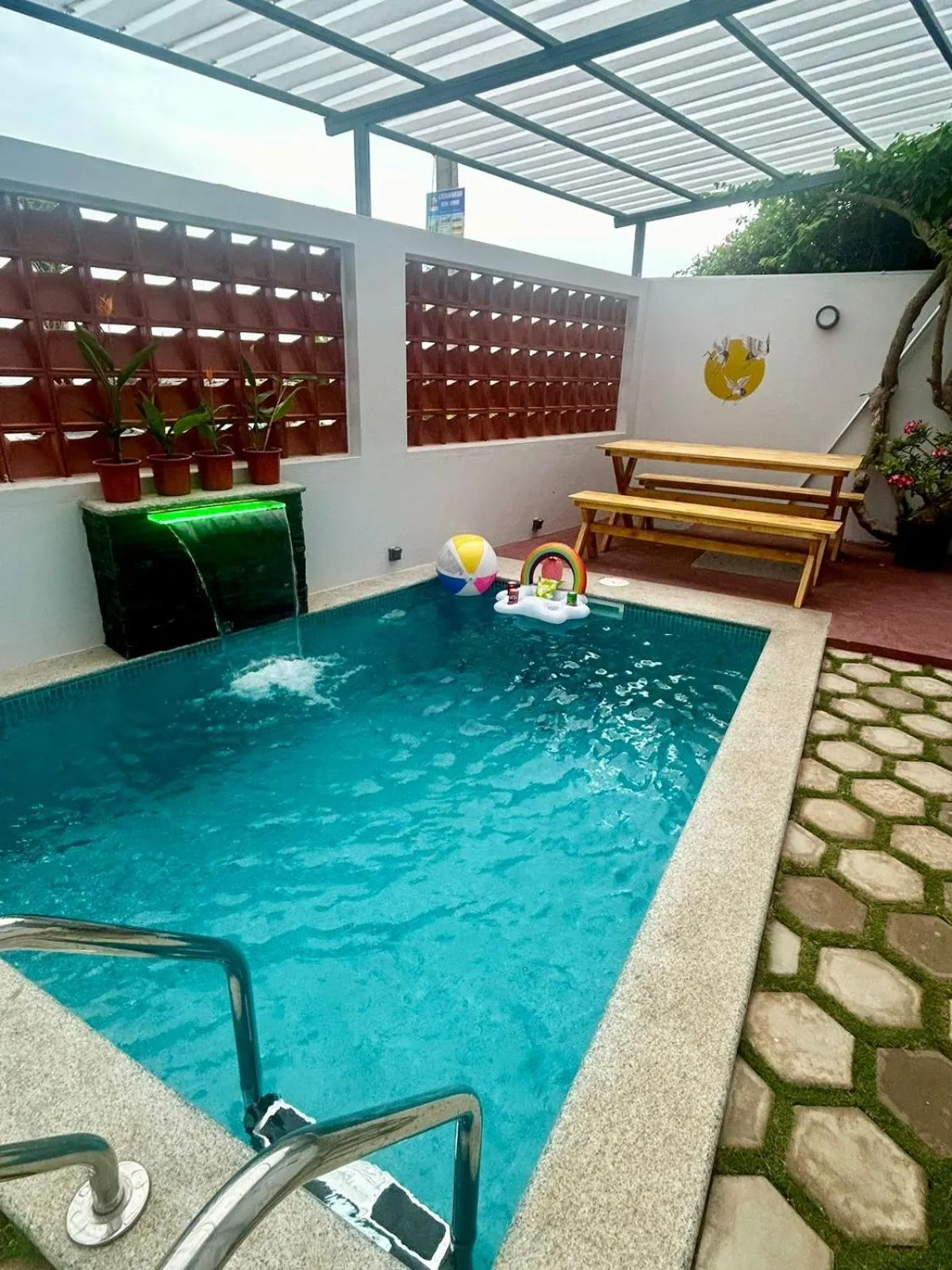 Swimming pool in Sea Gadabout Beach Villa
