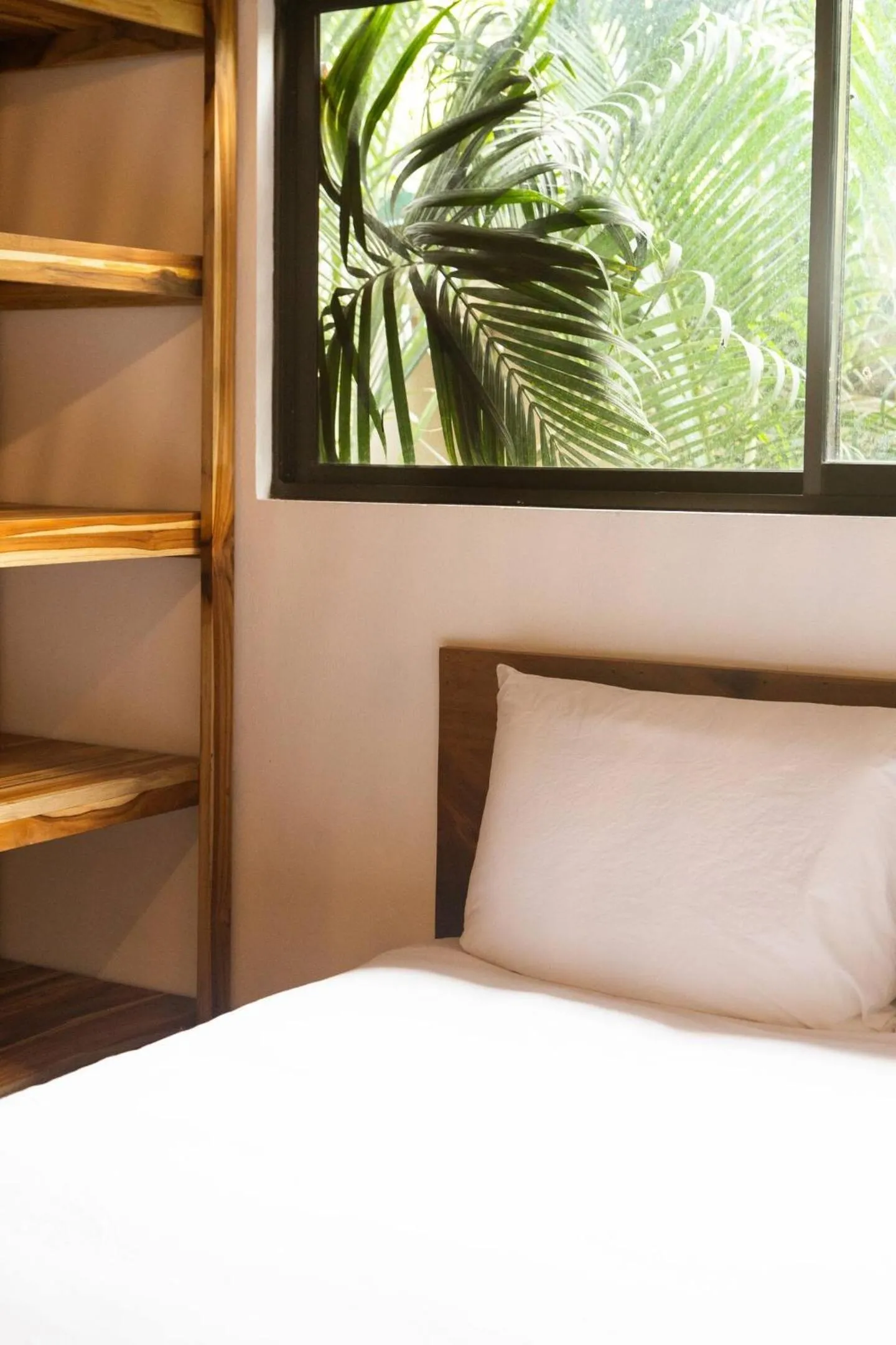 Bed in Casa Swell Boutique Hotel Santa Teresa