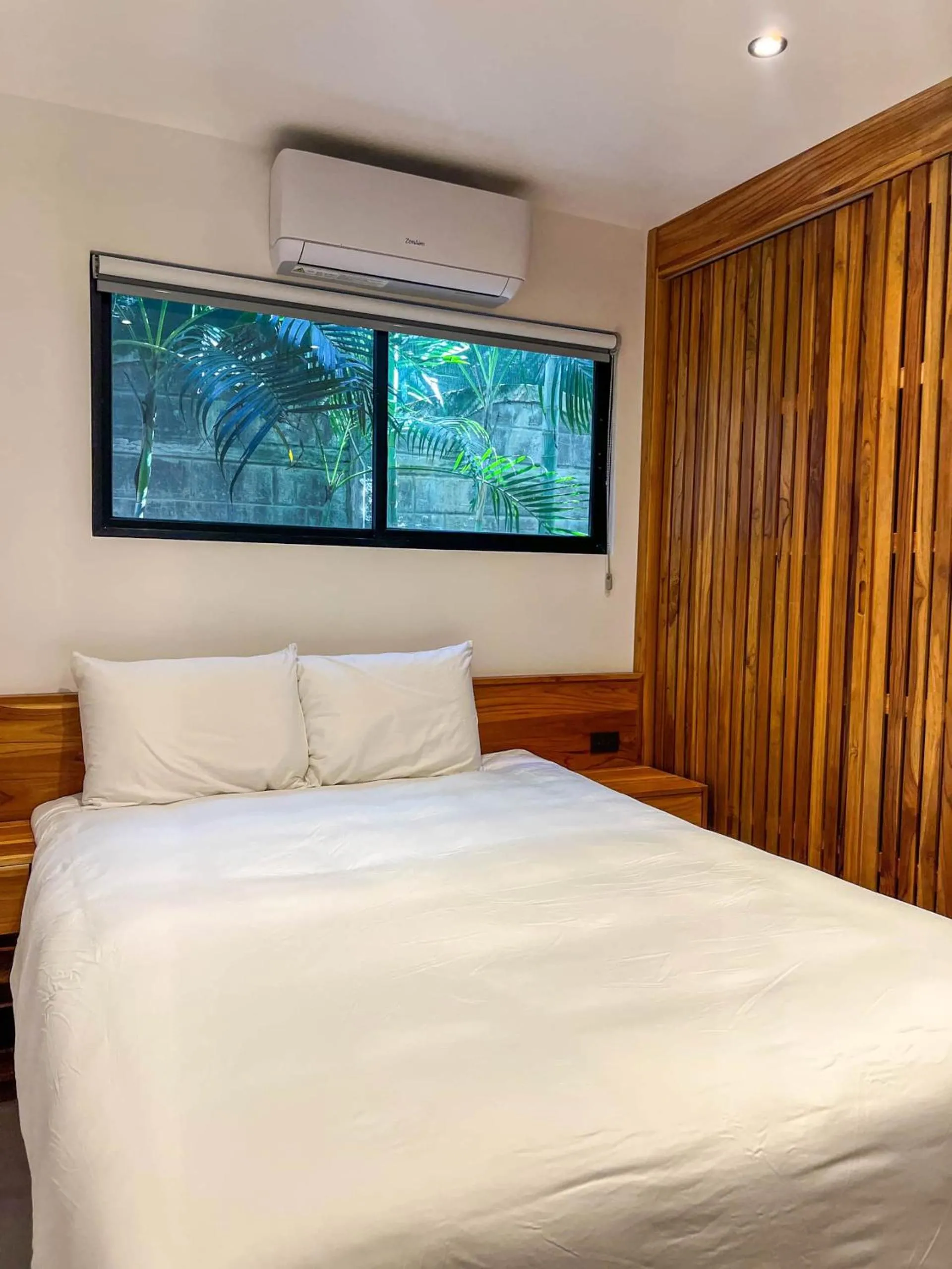 Bed in Casa Swell Boutique Hotel Santa Teresa