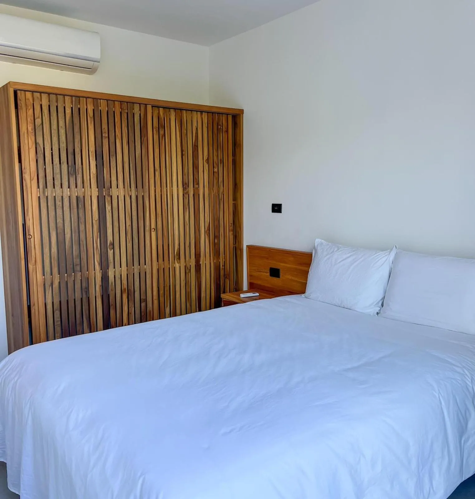 Bed in Casa Swell Boutique Hotel Santa Teresa