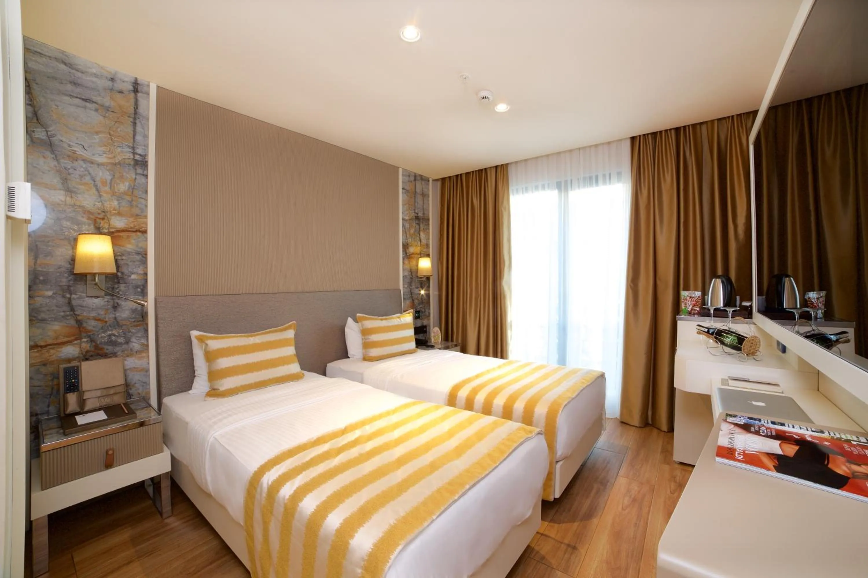Bed in Icon Hotel Taksim