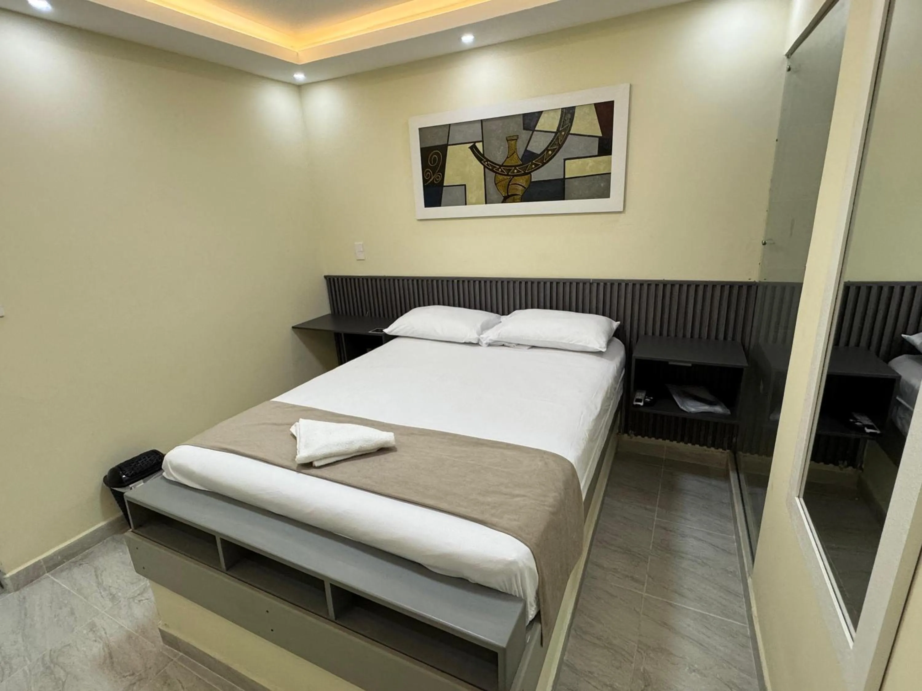 Bed in Hotel Magistral Suiter