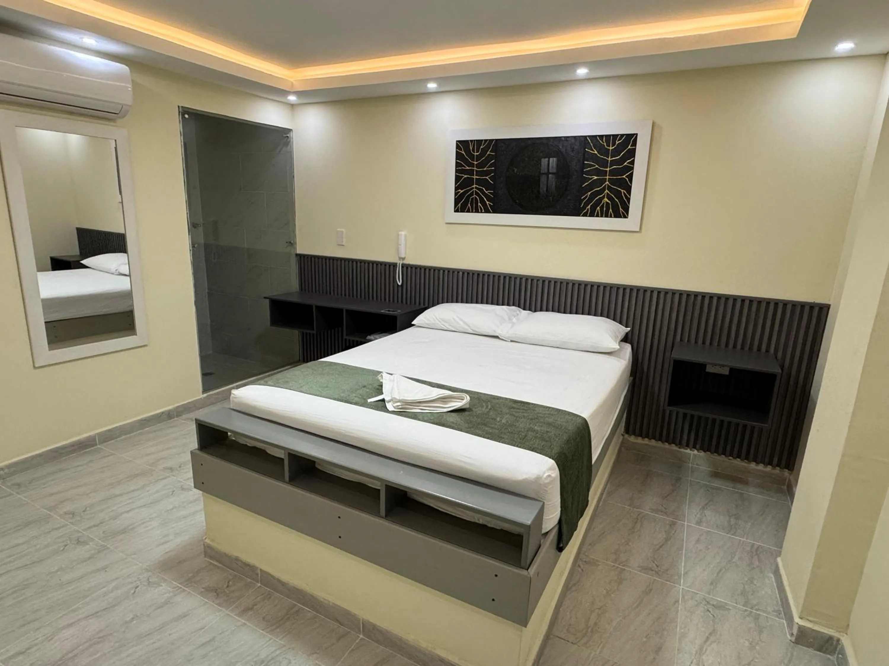 Bed in Hotel Magistral Suiter