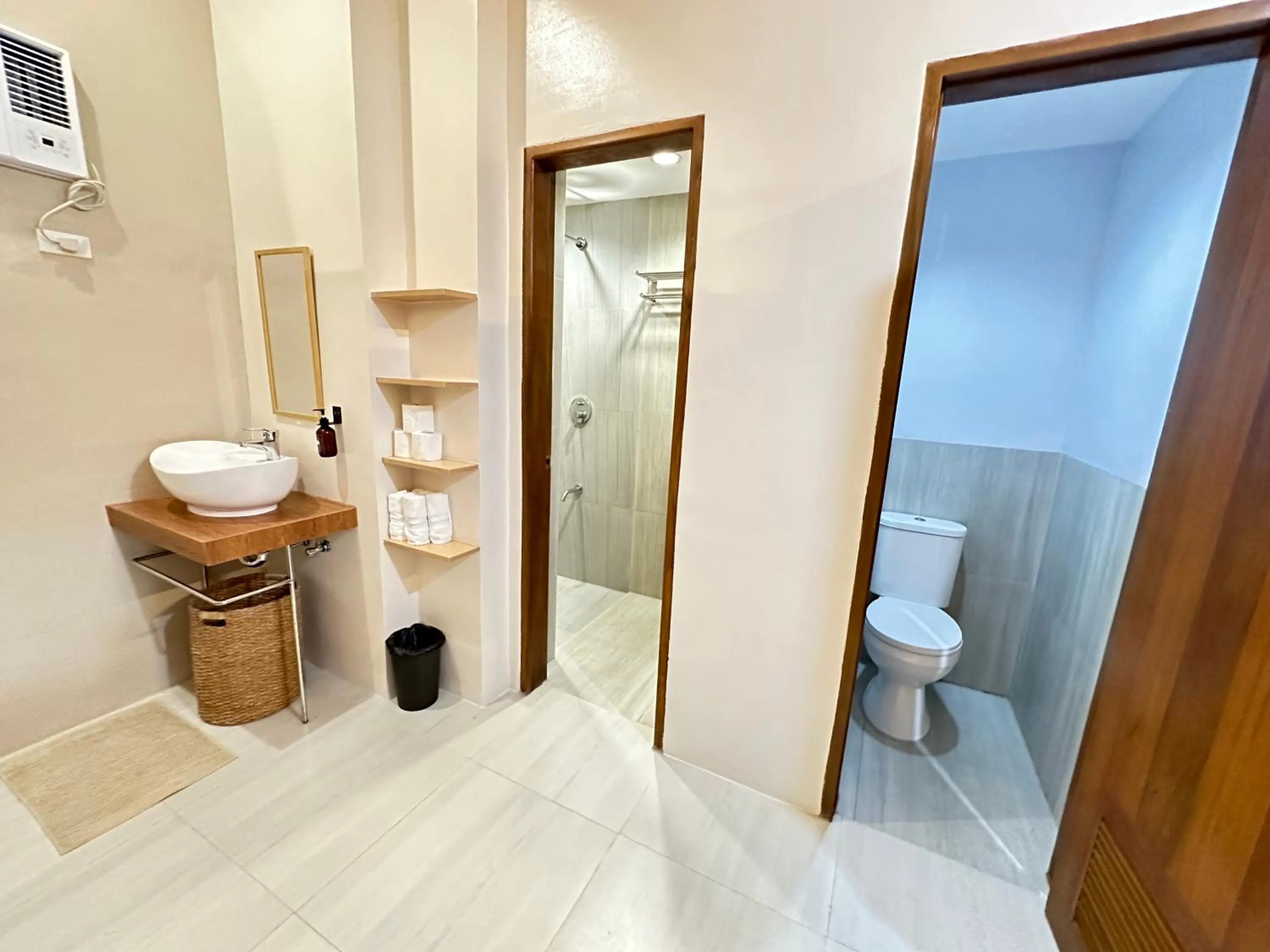 Toilet in Barco El Nido Hotel