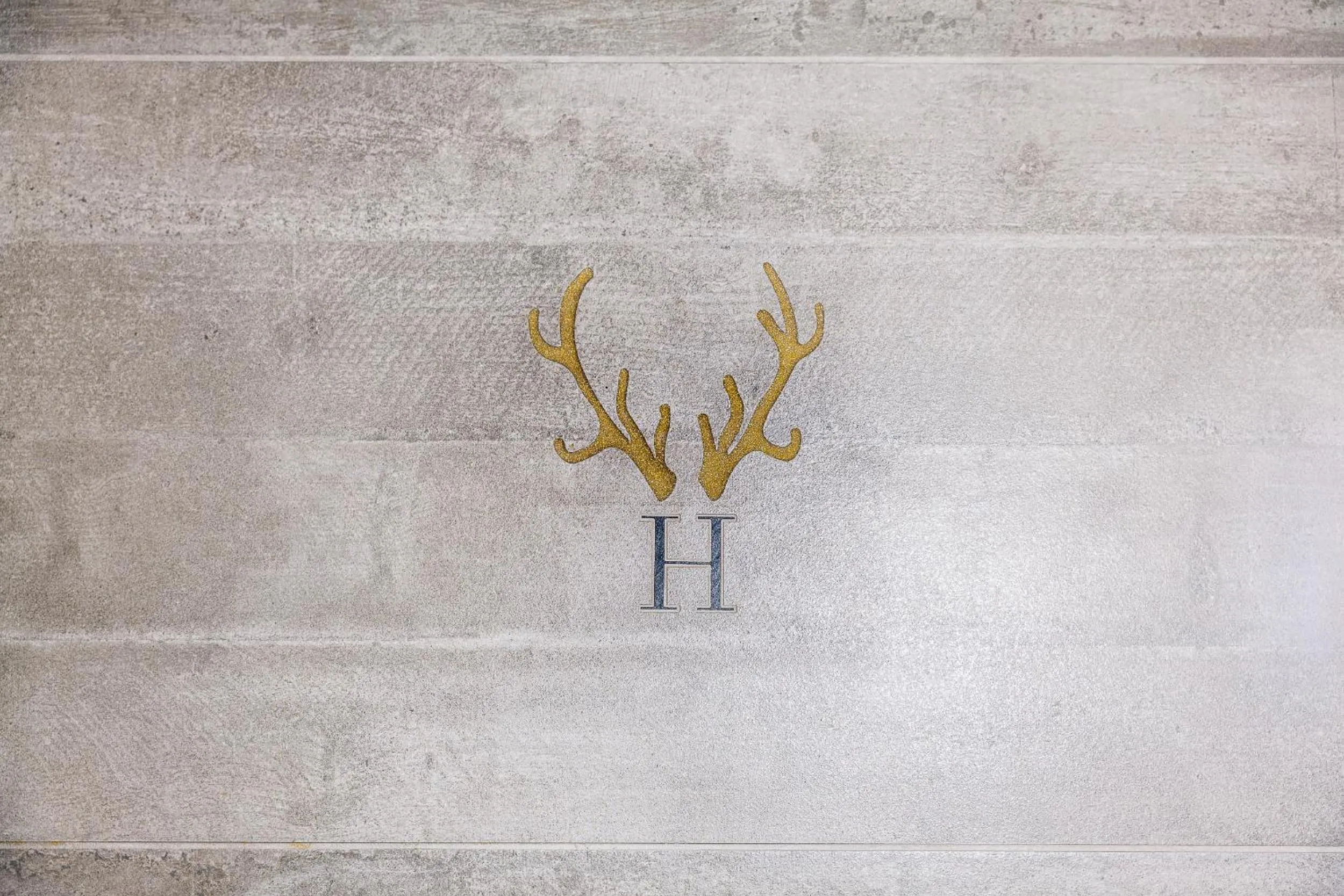 Property logo or sign in Genusshotel Hirschen - Erholung im Grünen (Südschwarzwald)