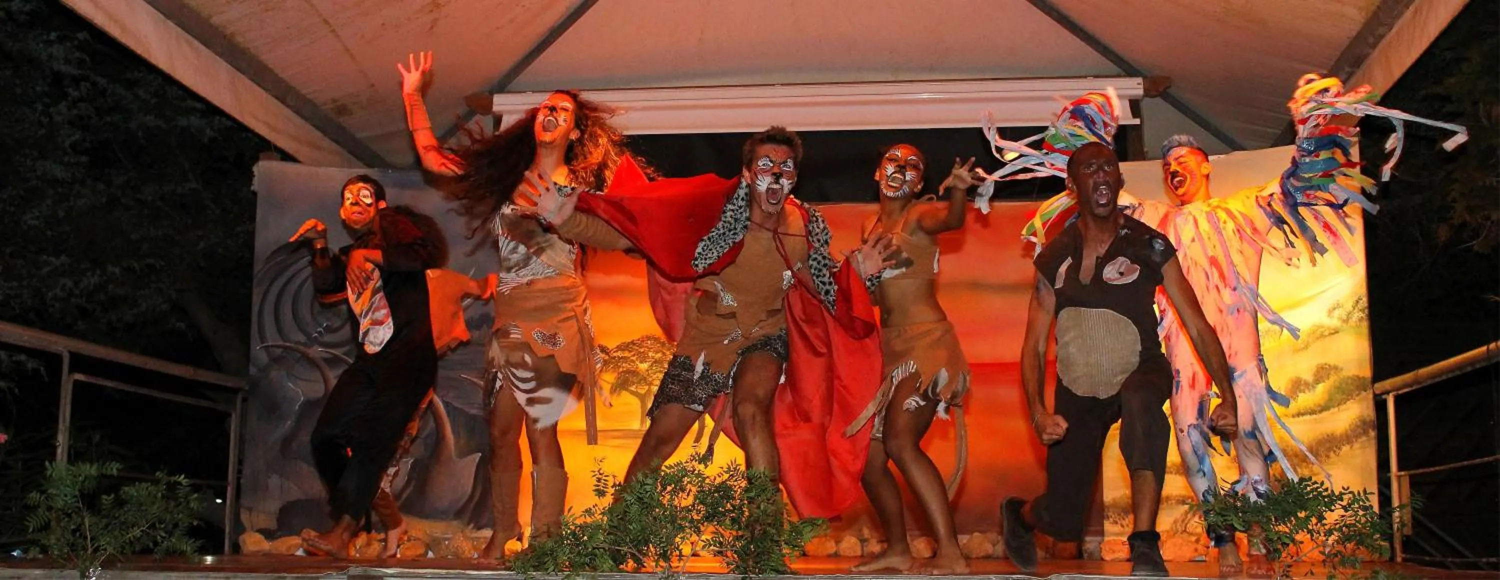 Evening entertainment in Le Esperidi Camping Ecoresort