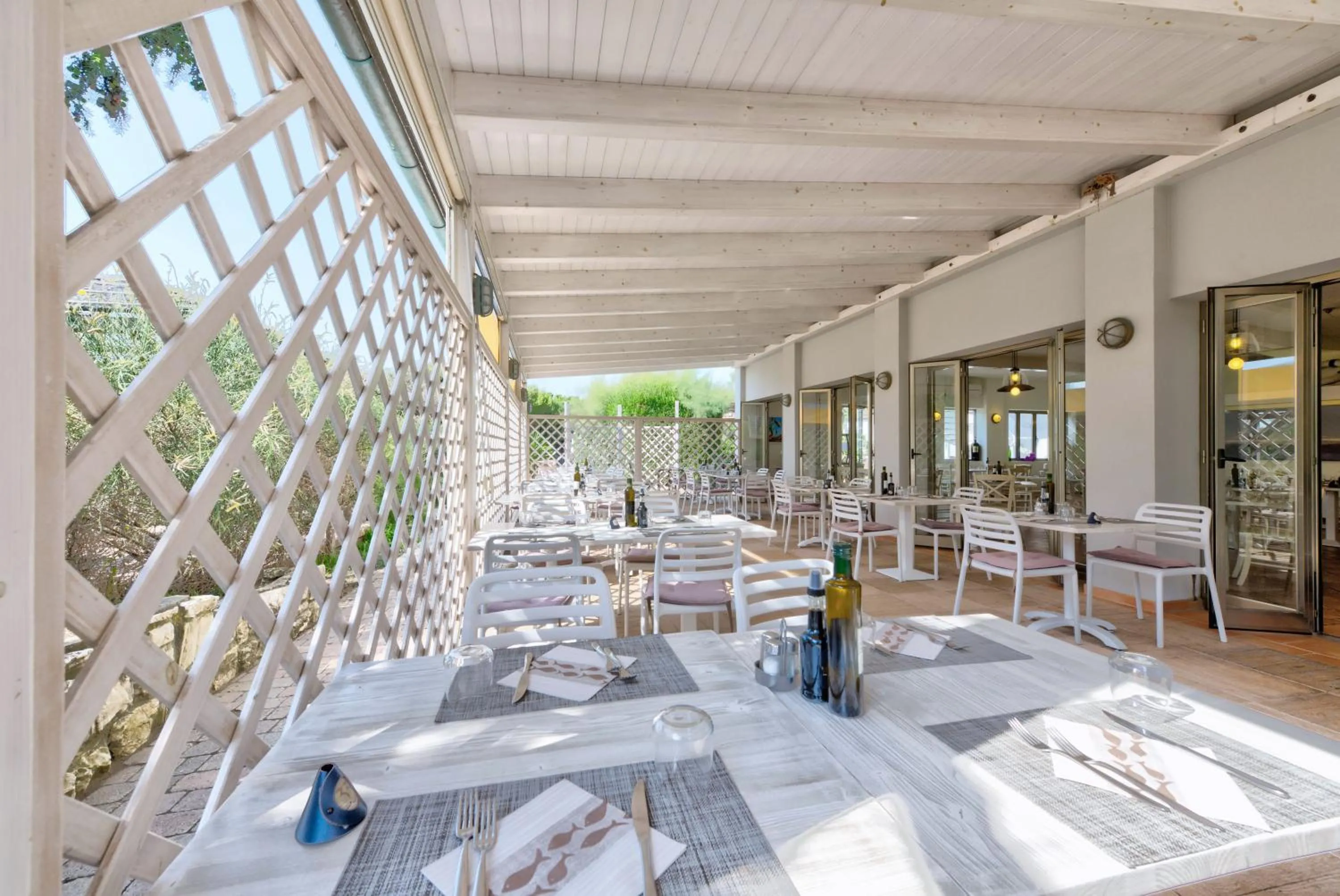 Restaurant/places to eat in Le Esperidi Camping Ecoresort