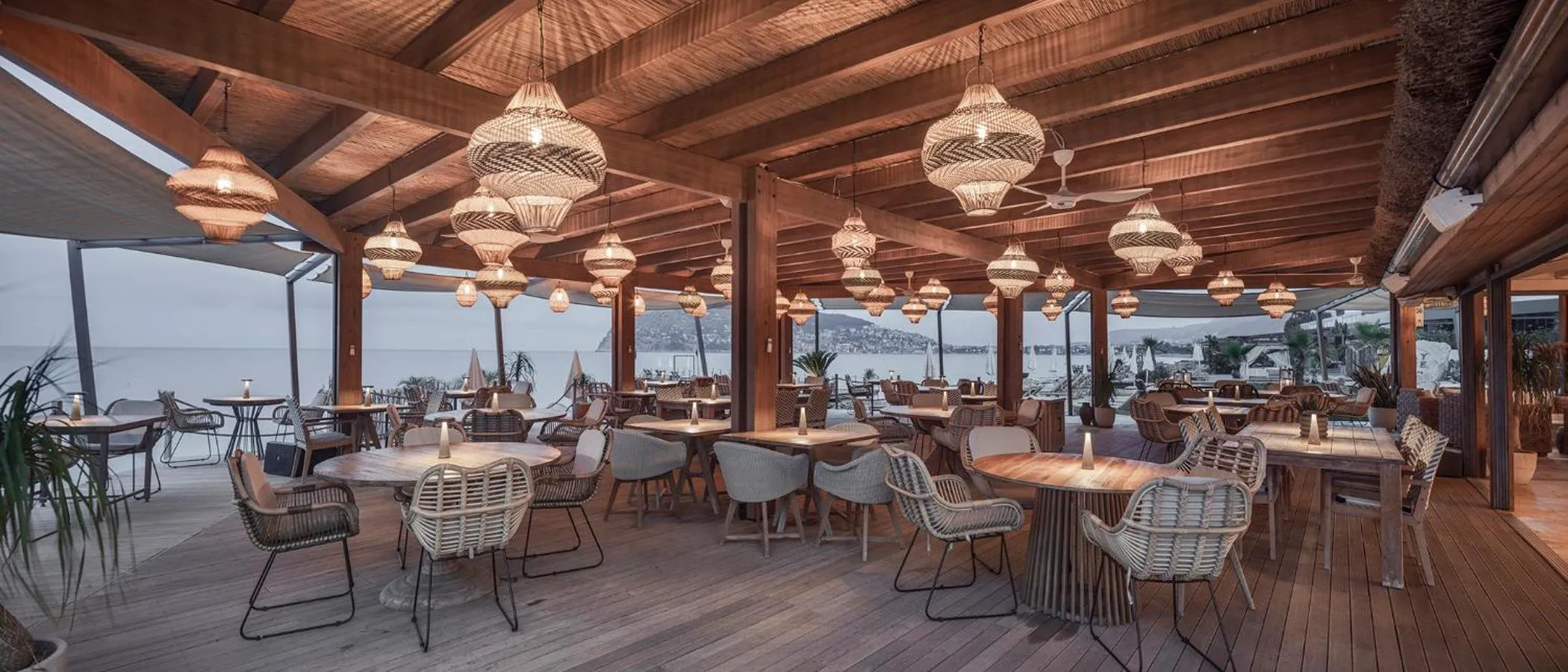 Restaurant/places to eat in Day One Beach Resort & SPA - Adult Only