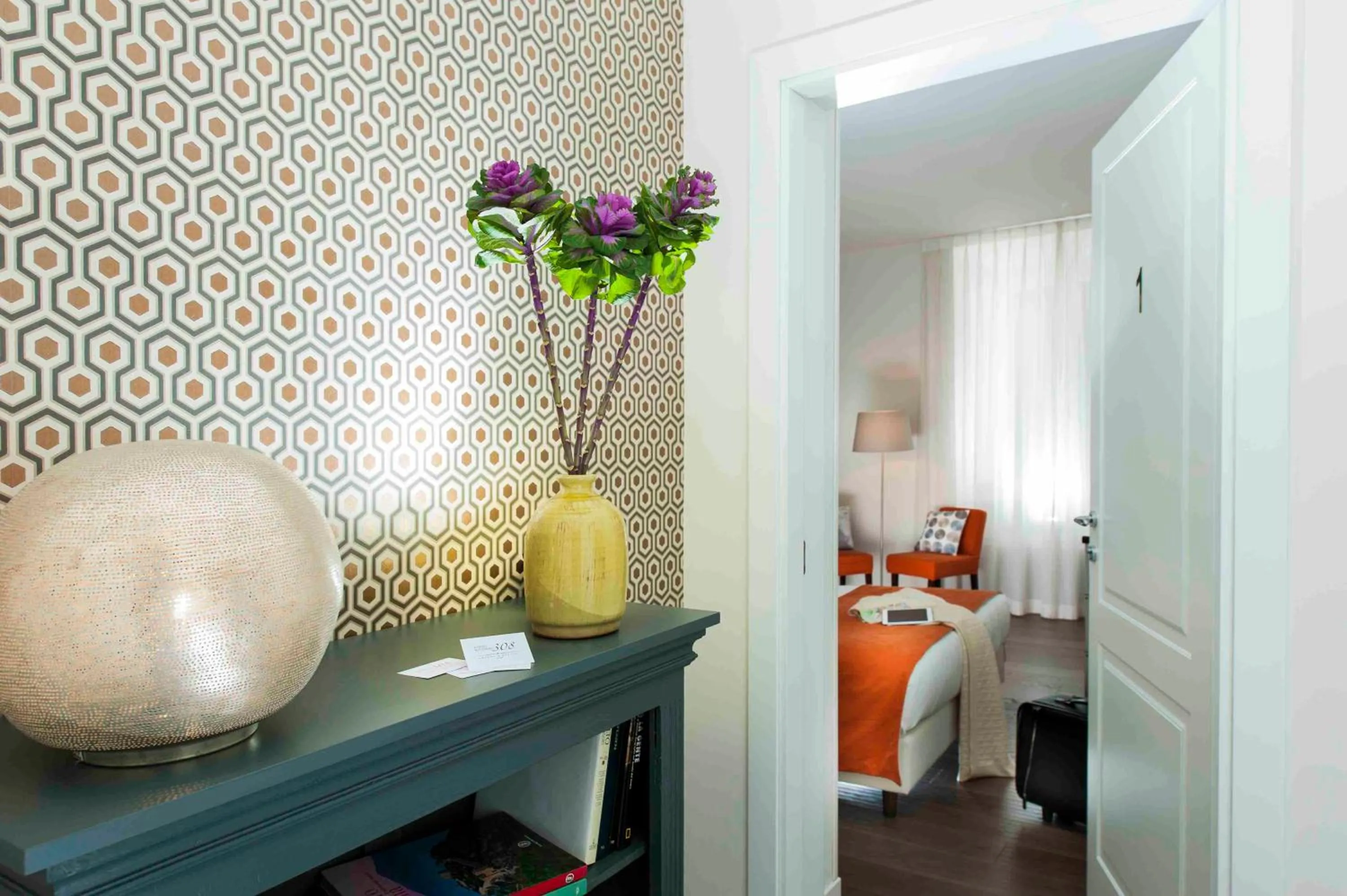 Decorative detail, Bed in Corso Vittorio 308