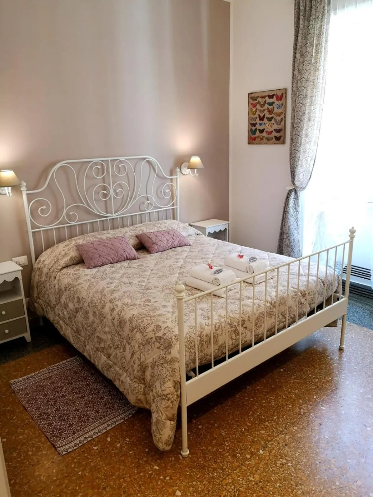 Bathroom, Bed in La Chiave di Roma