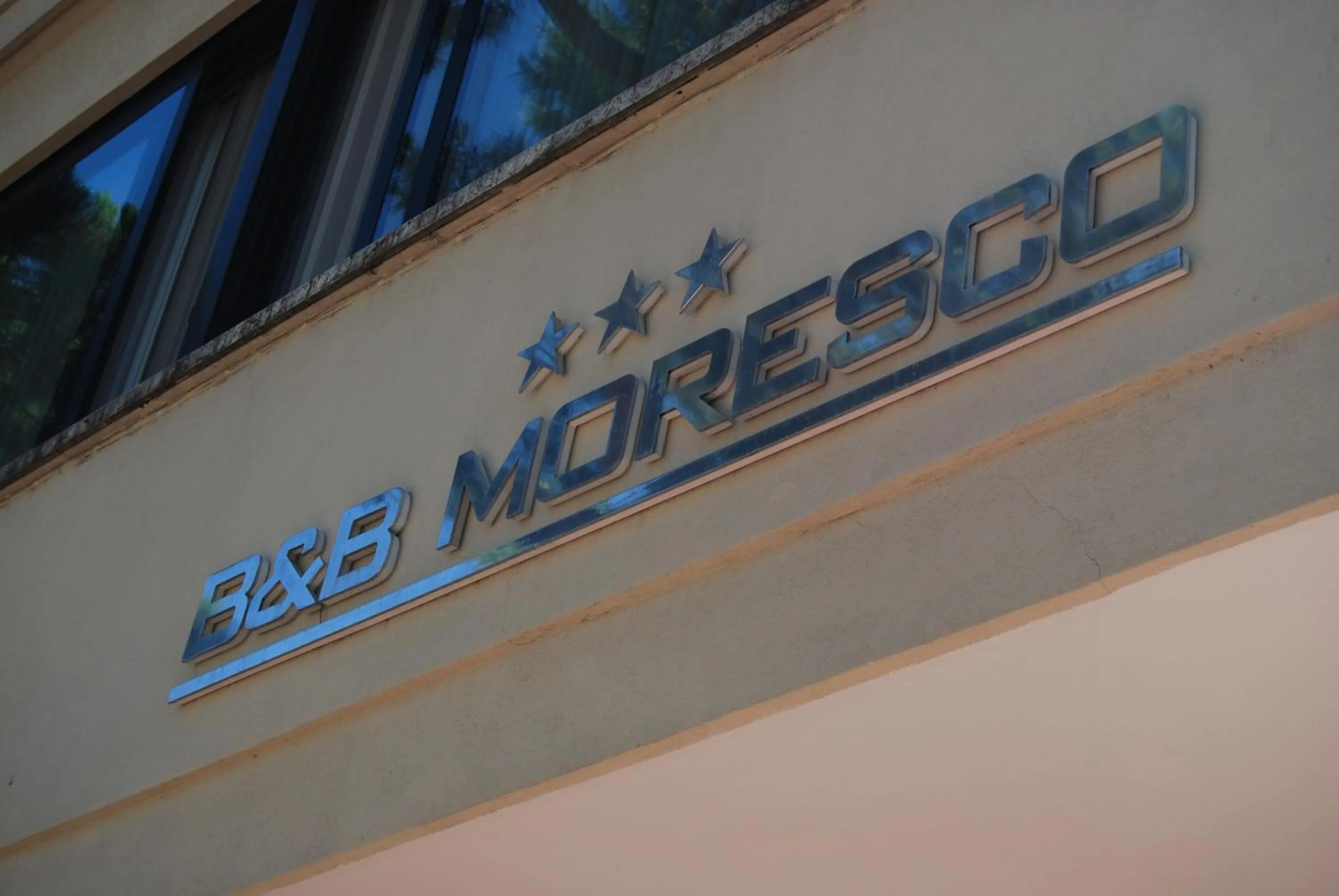 Property logo or sign in B&B Moresco