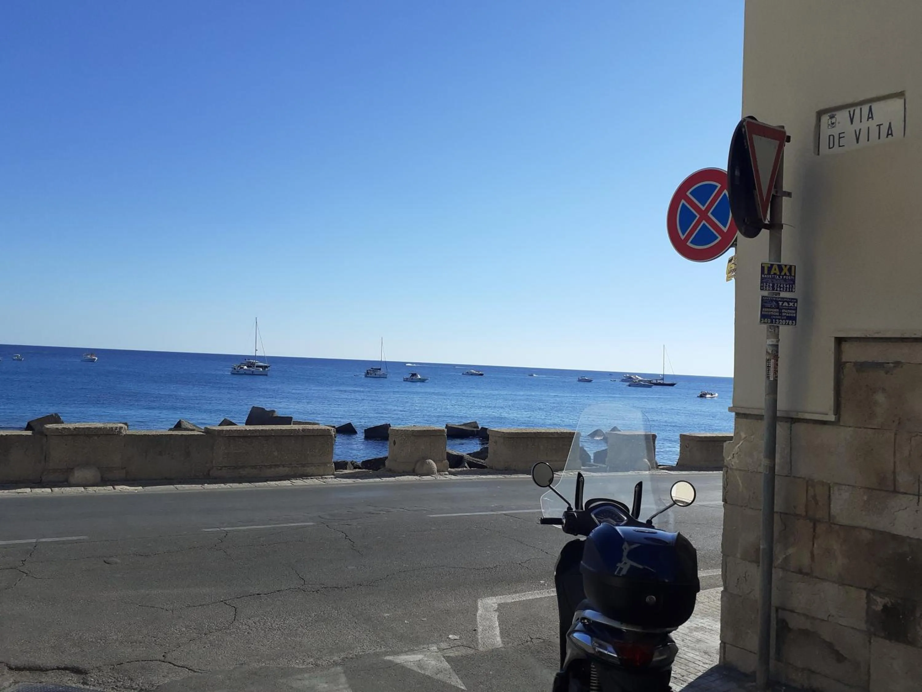 Nearby landmark in B&B del Lungomare