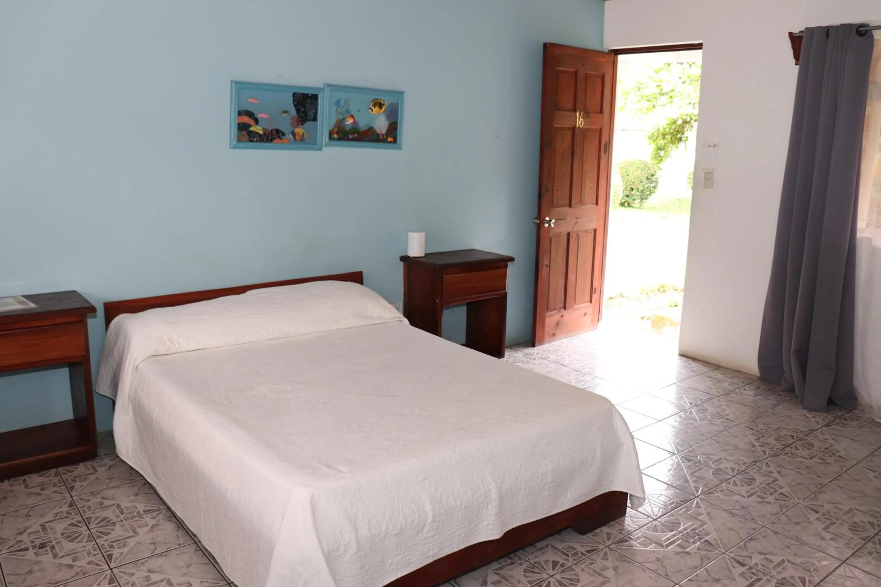 Bed in Hotel Samoa del Sur