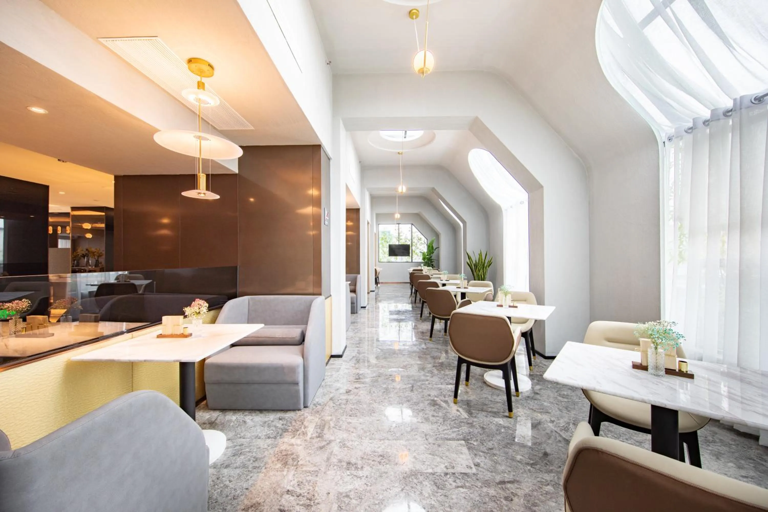 Restaurant/places to eat in Atour Hotel Wuhan Wuchang Zhongnan Road