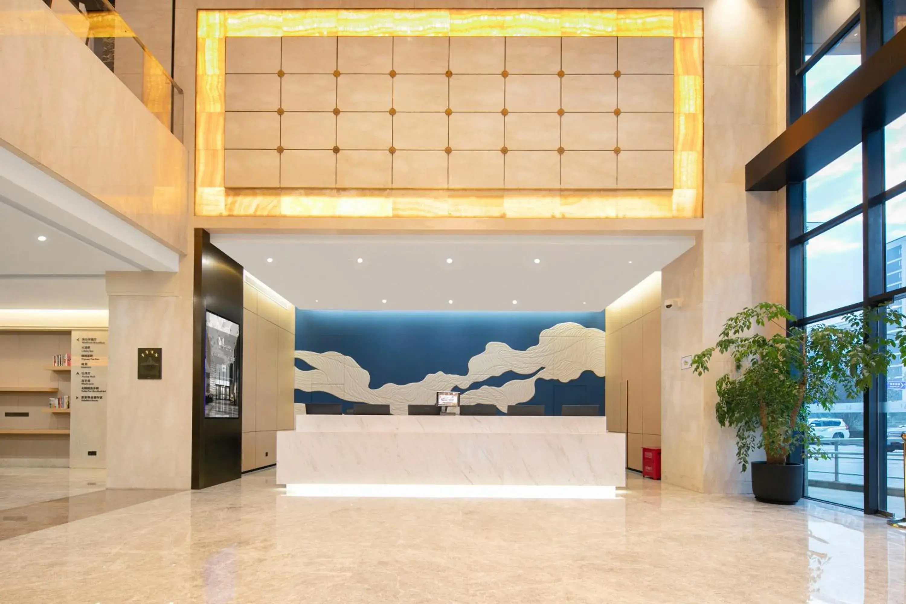 Property building in Meilun Hotel Shanghai Hongqiao Hub Property building in Meilun Hotel Shanghai Hongqiao Hub