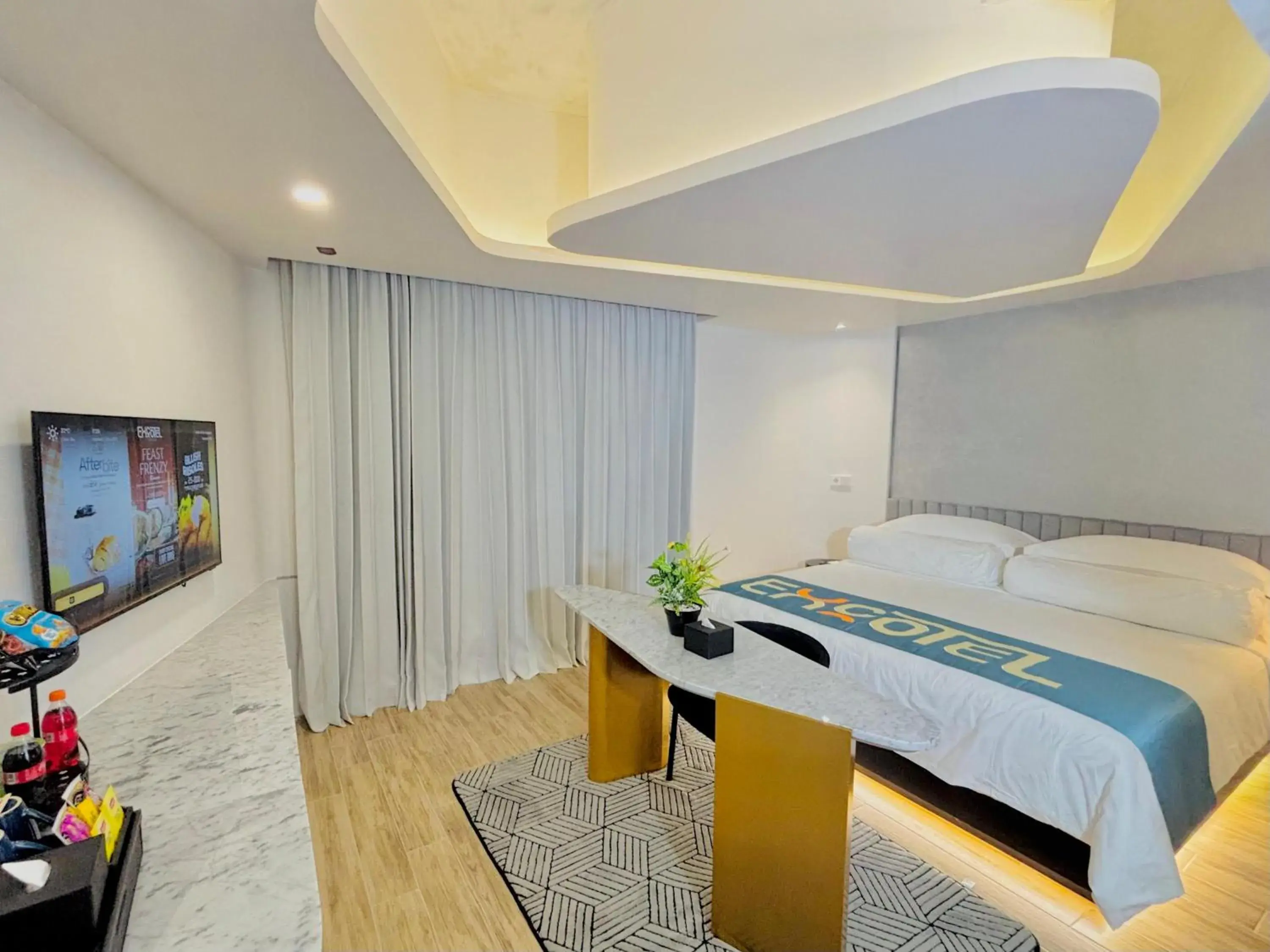 Suite in EXCOTEL Design Hotel Surabaya Suite in EXCOTEL Design Hotel Surabaya