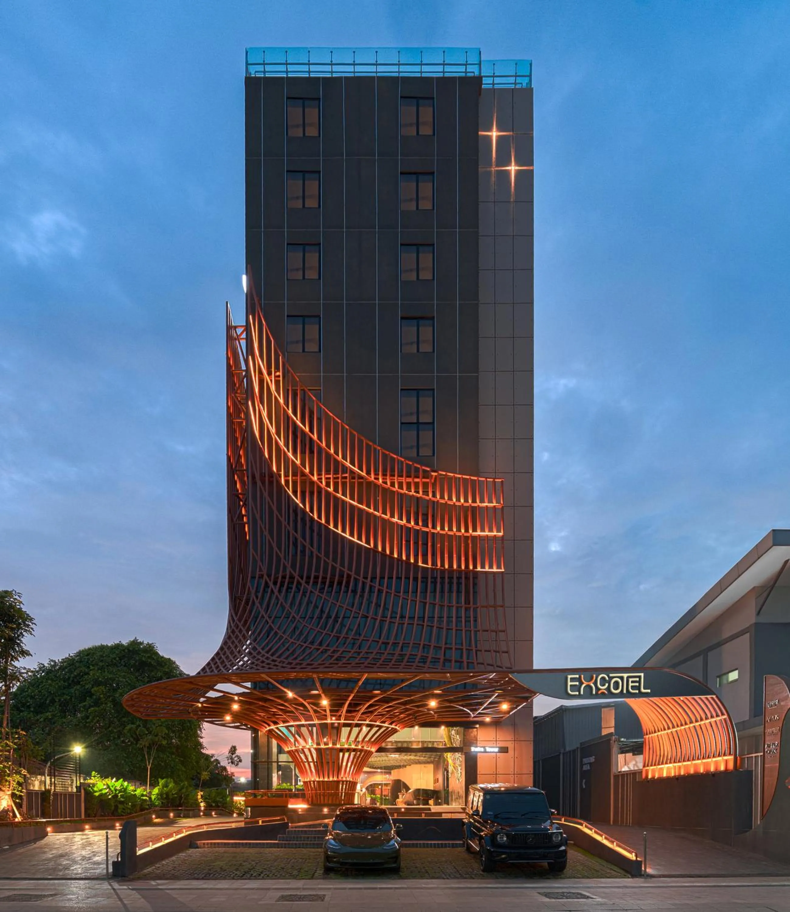 Property building in EXCOTEL Design Hotel Surabaya