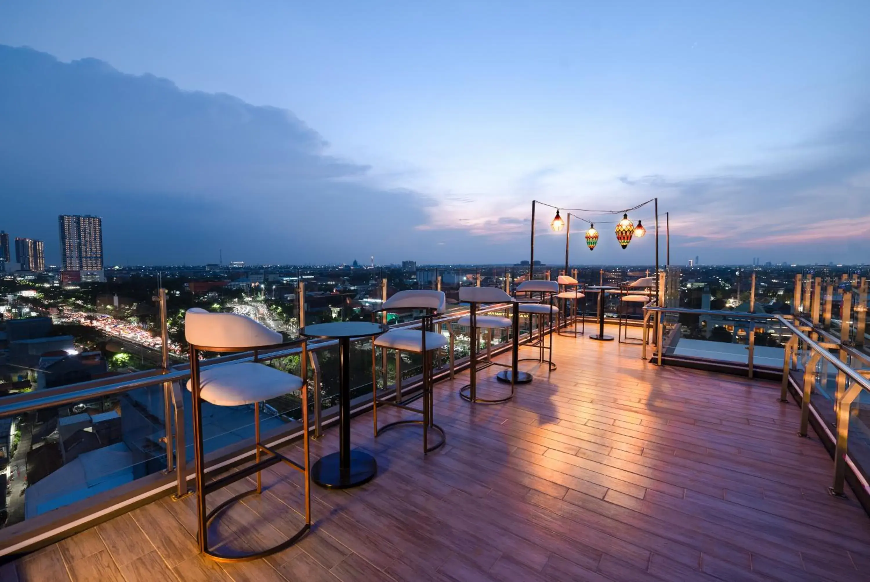 Restaurant/places to eat in EXCOTEL Design Hotel Surabaya Restaurant/places to eat in EXCOTEL Design Hotel Surabaya