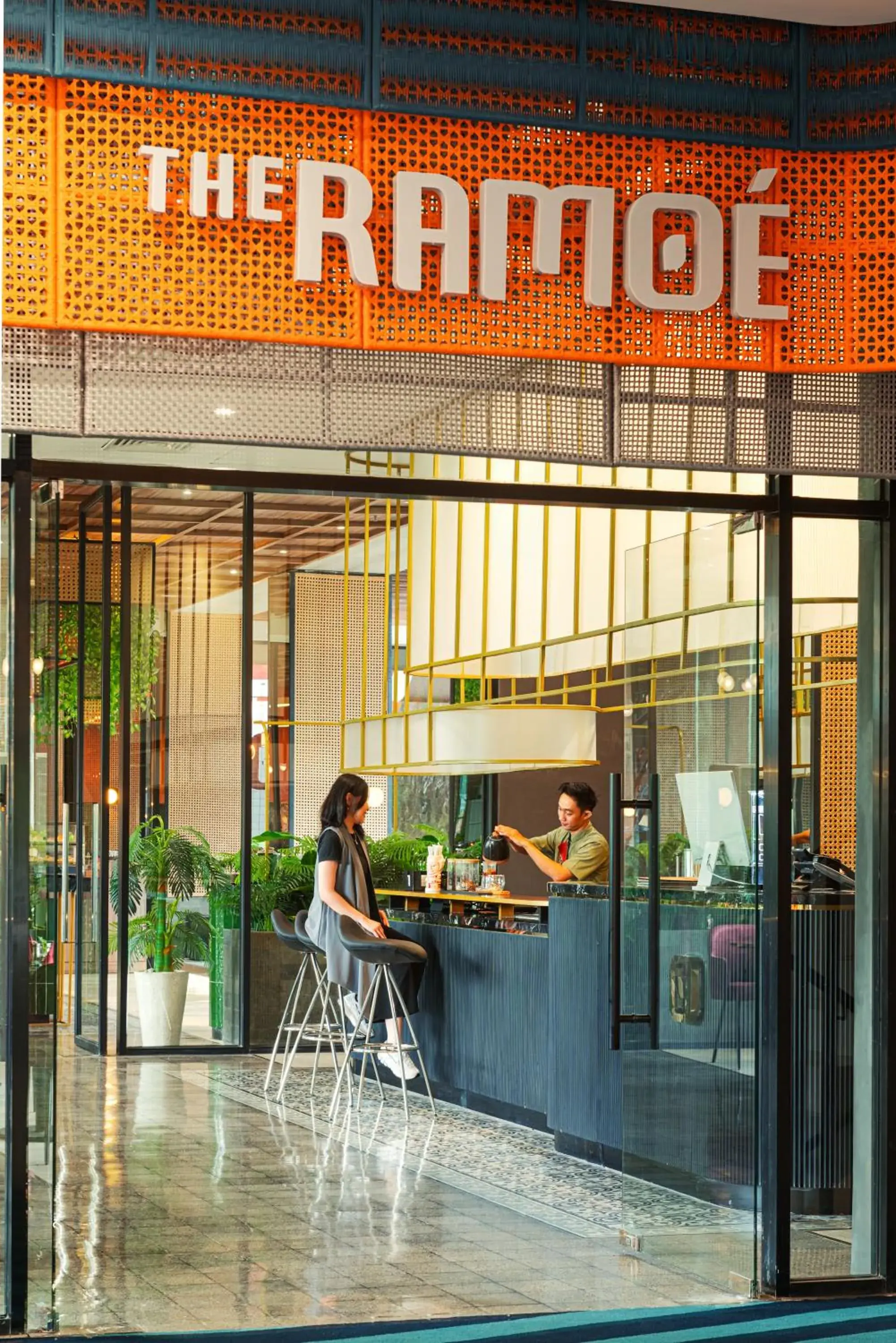 Restaurant/places to eat in EXCOTEL Design Hotel Surabaya Restaurant/places to eat in EXCOTEL Design Hotel Surabaya