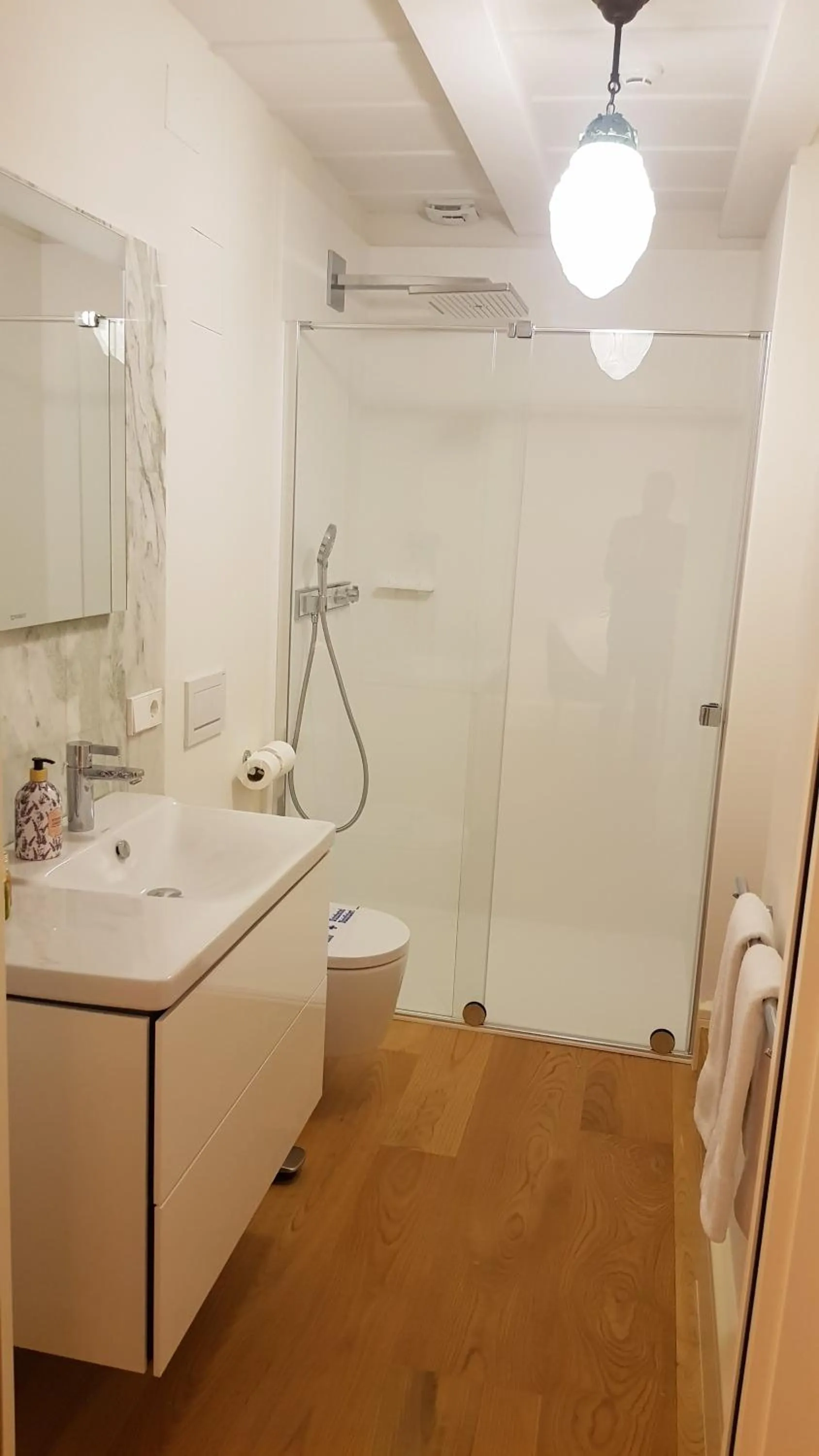 Bathroom in Hotel Monumento Pazo de Orbán