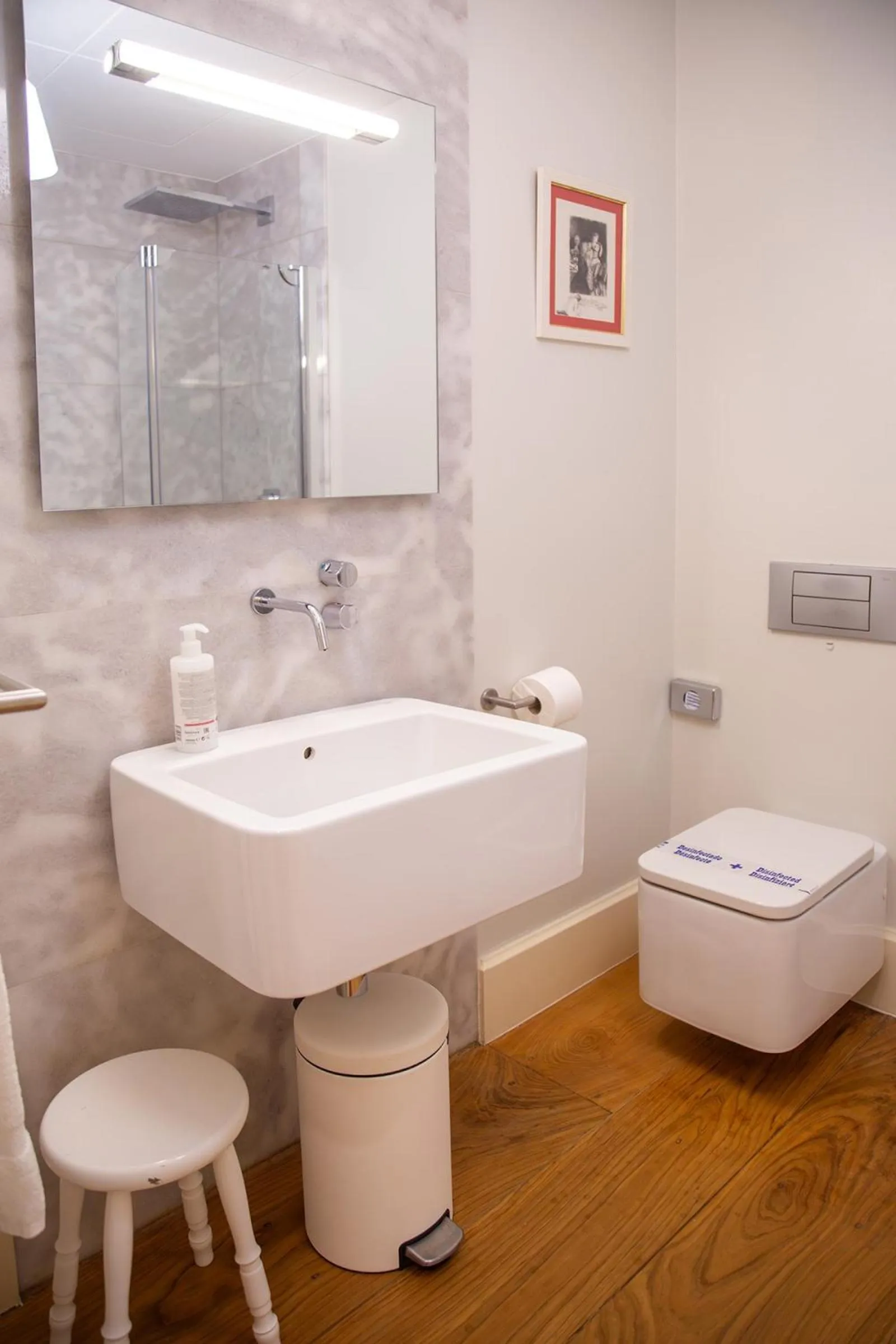 Bathroom in Hotel Monumento Pazo de Orbán