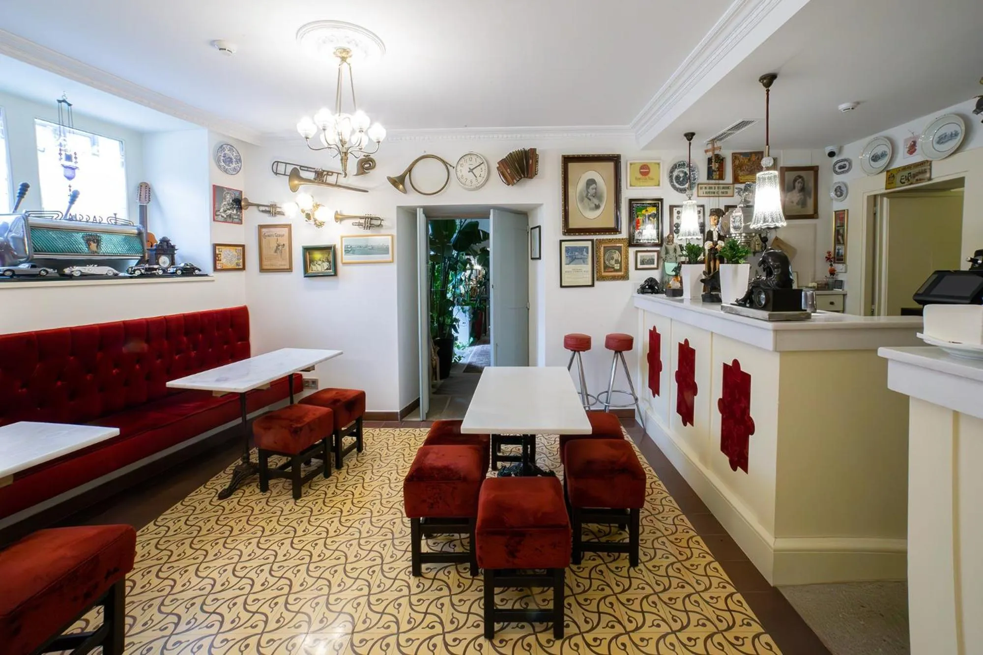 Breakfast in Hotel Monumento Pazo de Orbán