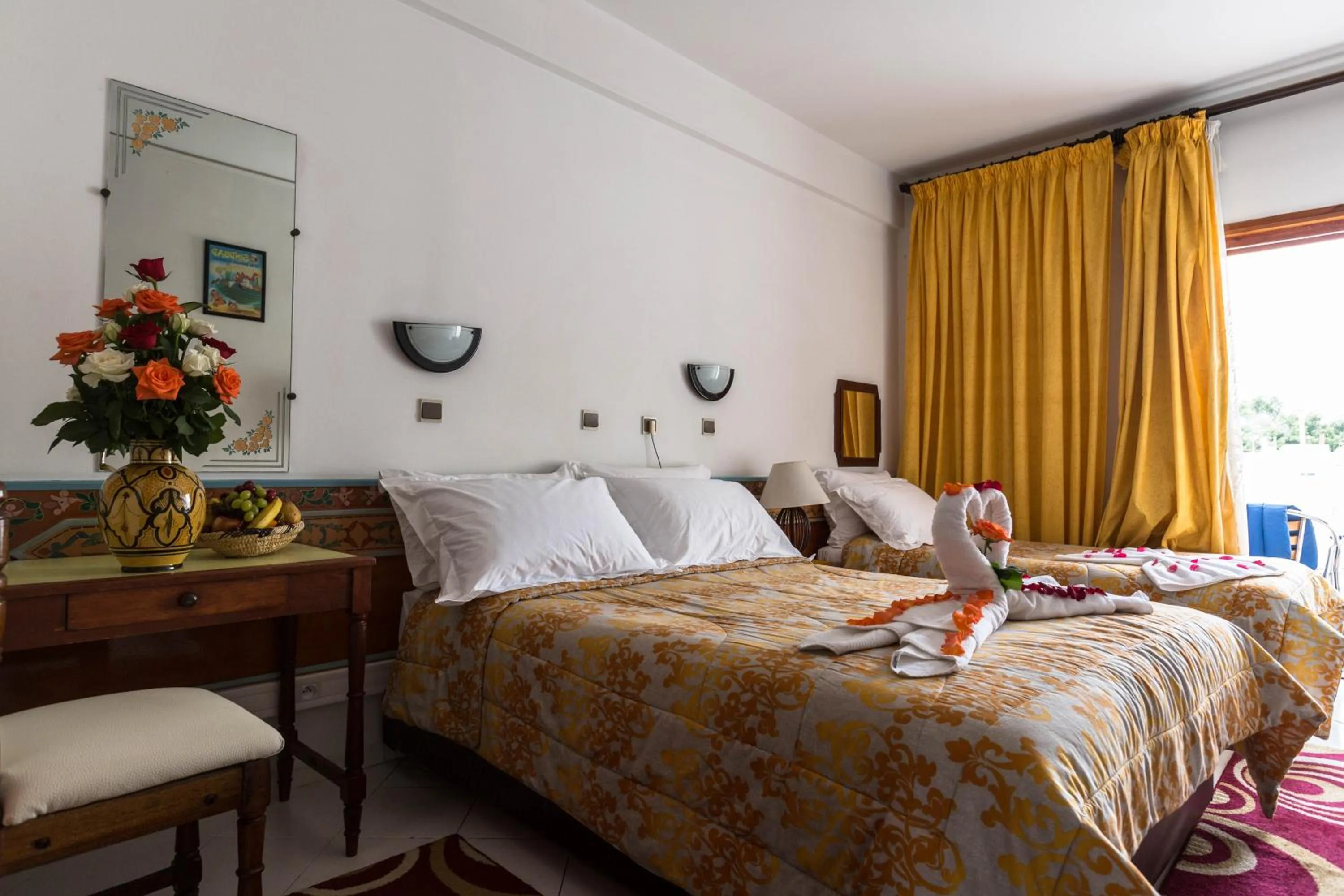 Bedroom, Bed in Hotel Sindibad