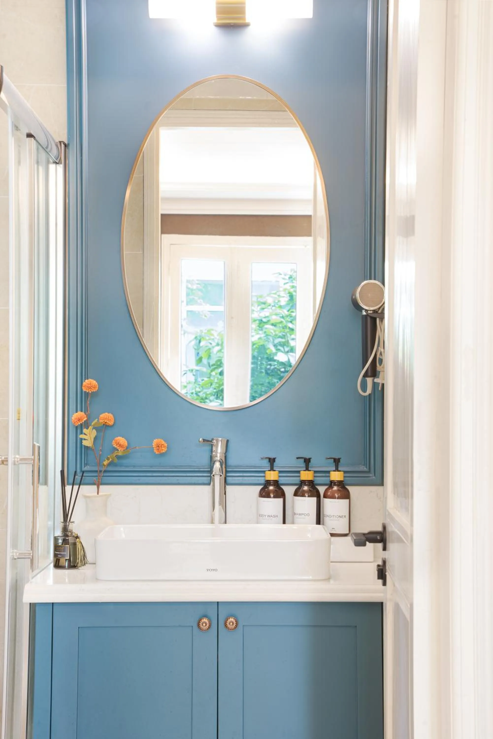 Bathroom in Éclectique Hanoi Homestay