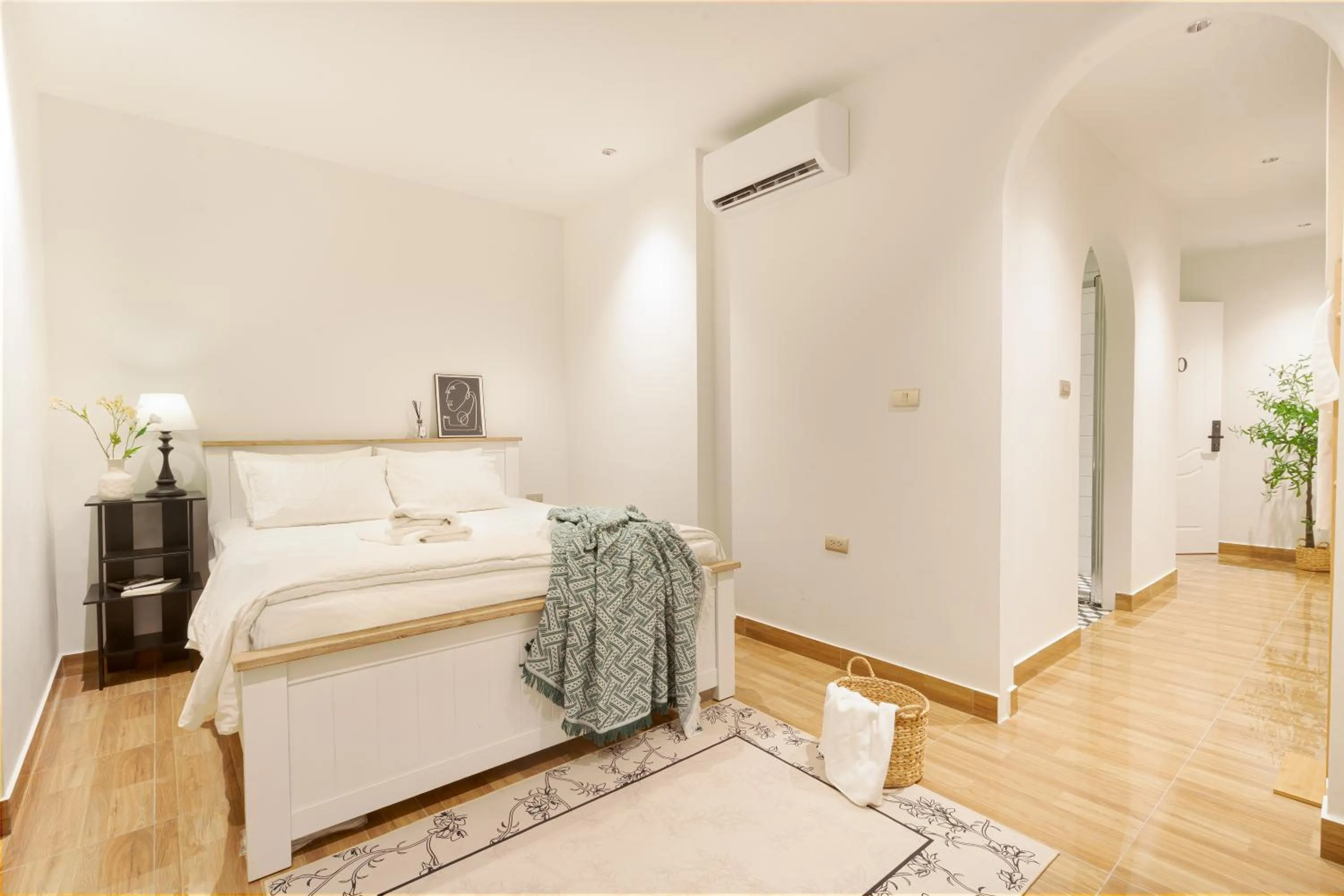 Bed in Éclectique Hanoi Homestay