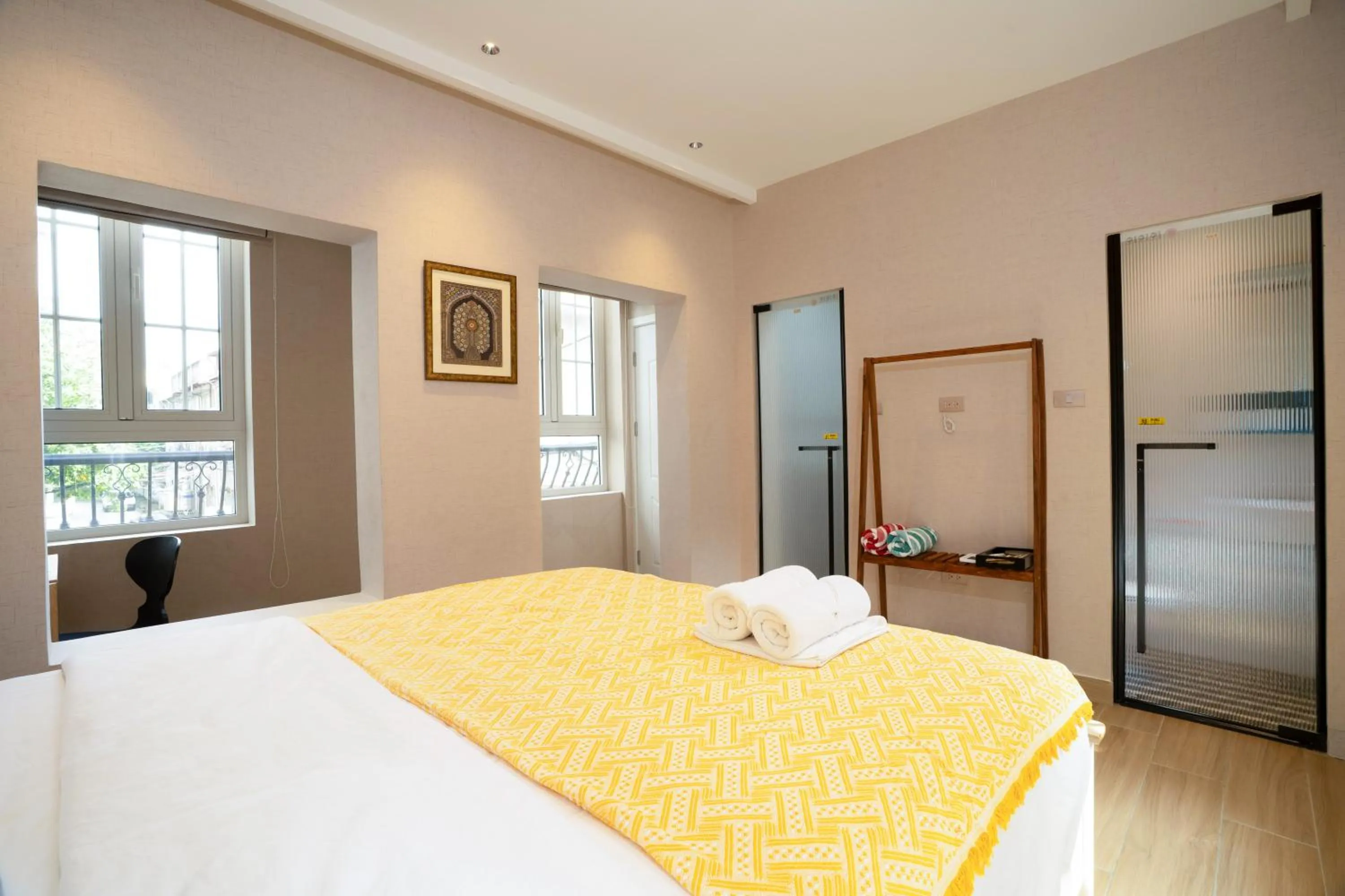 Bed in Éclectique Hanoi Homestay